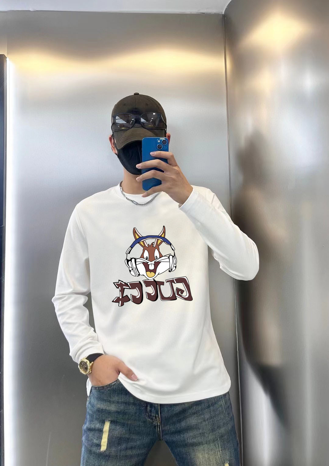 NO:521778,Guqi 2025 early autumn counter new top-level original single fashion 250g casual base shirt long-sleeved T-shirt. S MLXL XXL Bust 50.55355.558 60.5 Length 69 71 73 7577 Shoulder width 4850.5 53 55.5 58 Sleeve length 58 59 60 6061 Size due to manual measurement, there is a deviation of about 1-3CM. 25ss Early autumn fashion internet celebrity trendy people customize, selected long velvet cotton fabric, exquisite original logo creation, excellent comfort and breathability, whether it is single or inner wear, it is very handsome, which conforms to the practical dressing habits of men, pursues luxury, noble and elegant style, and creates extraordinary men's taste.,,tees, t-shirt, alexander wang19860909古奇 2025早秋专柜新款顶级原单时尚250克休闲打底衫长袖T恤. 码数S MLXL XXL 胸围50.55355.558 60.5 衣长 69 71 73 7577 肩宽 4850.5 53 55.5 58 袖长 58 59 60 6061 尺寸由于手工测量,存在1-3CM左右的偏差 25ss早秋时尚网红潮人定制,精选长绒棉面料,精致原版logo打造,舒适性与透气性兼优,无论是单穿或是内搭都是帅气十足,吻合了男性实用穿衣习惯,追求奢华高贵优雅风范,打造不凡男士品味.,,tees，t-shirt,alexander wang,Men's clothing