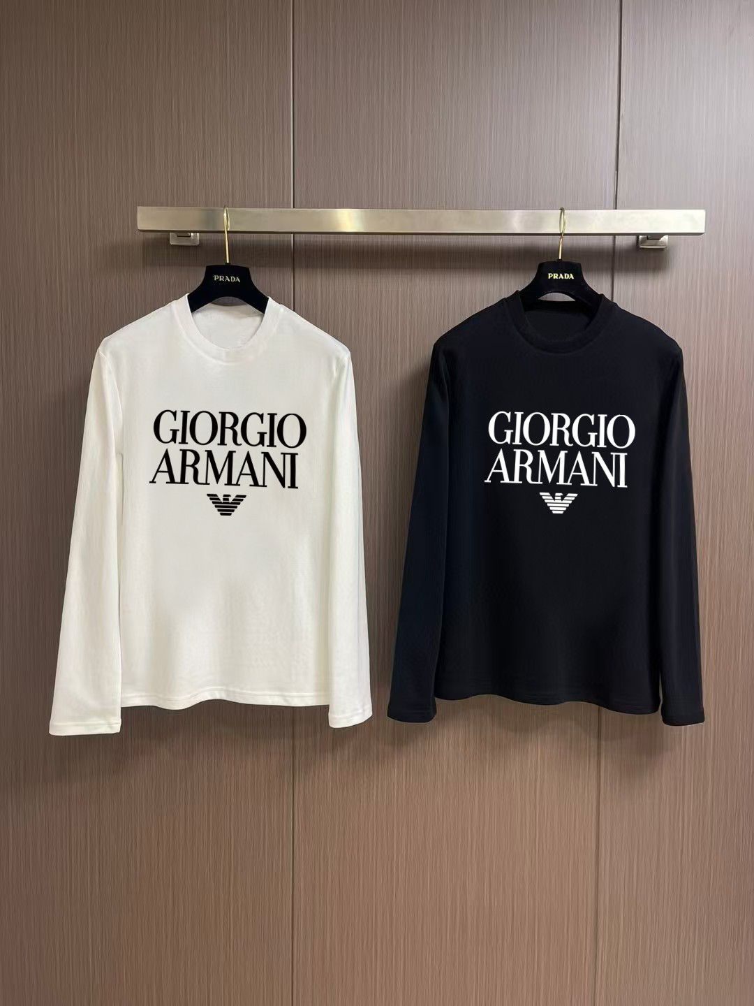 P85 𝙉𝙚𝙬🤍🖤Armani》 Nuevo de otoño-invierno 2024 de mostrador, camiseta de manga larga casual de moda, tela de algodó…