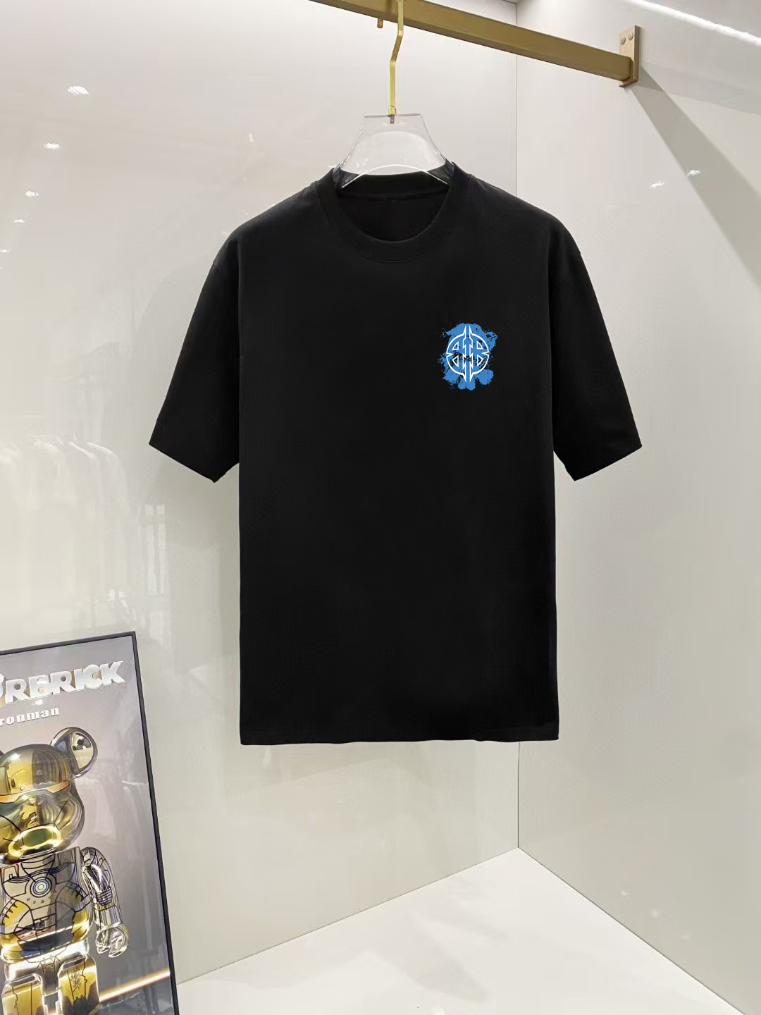 P75 Balenciaga 2026 principios de primavera nuevo estilo debut contra la última camiseta de manga corta con cuello redo…