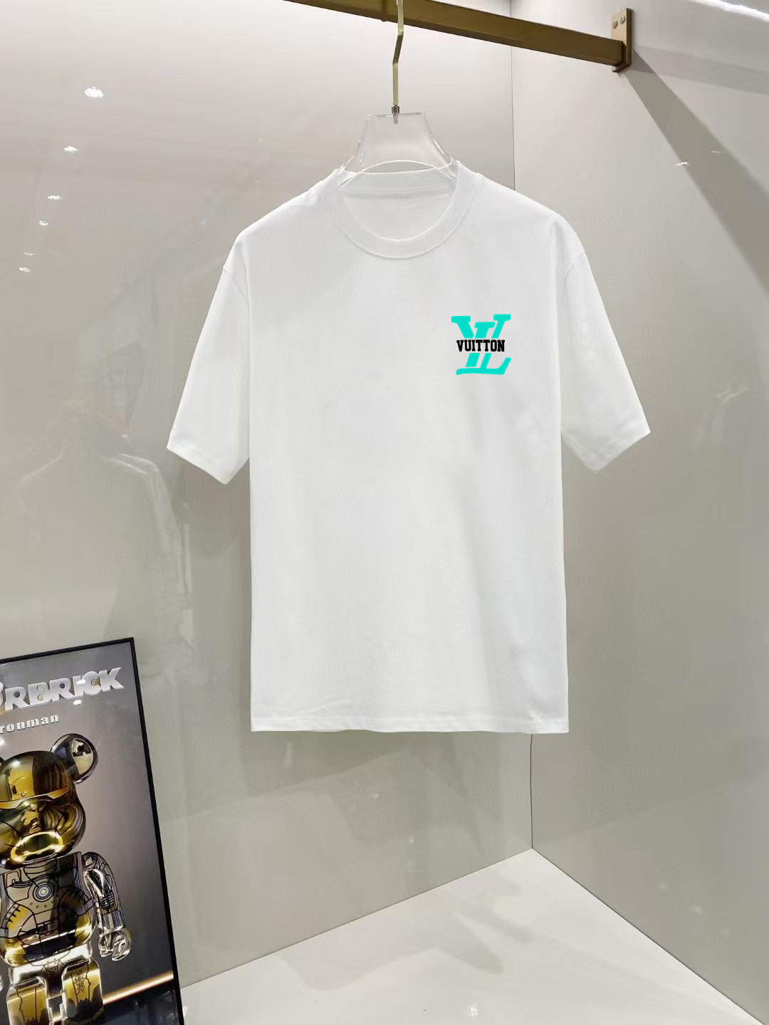 P75 Louis Vuitton nuevo lanzamiento de primavera 2026, primera entrega en tiendas, camiseta de cuello redondo de manga …