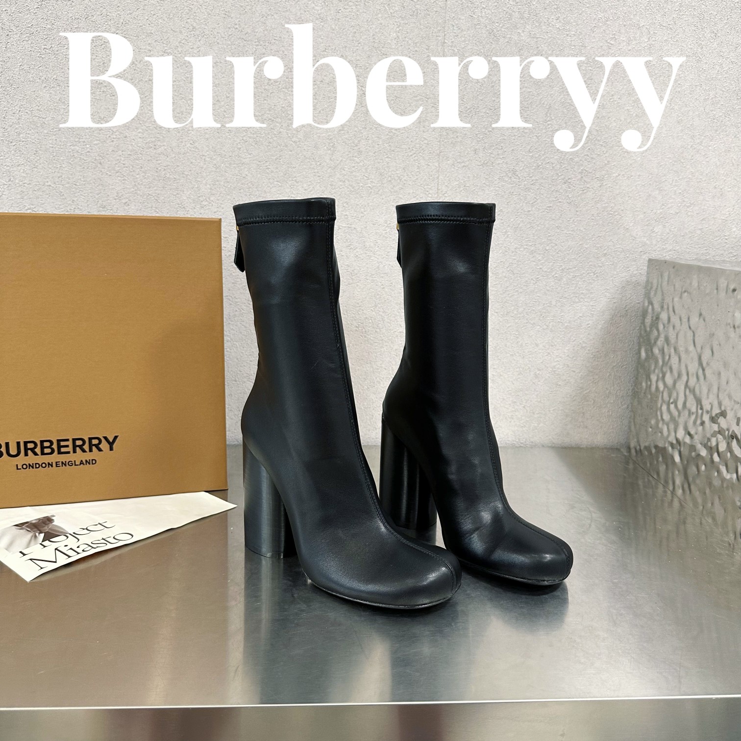 Burberryy博柏利博柏利202