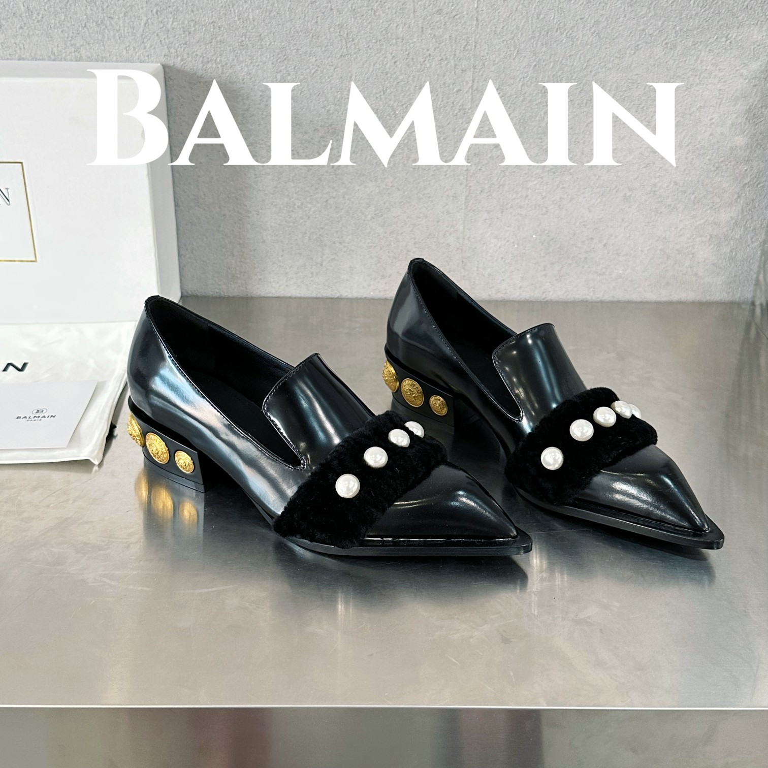 Balmain Scarpe Monostrato 1: 1 replica
 Nero Oro Pelle bovina Cuoio genuino Lana