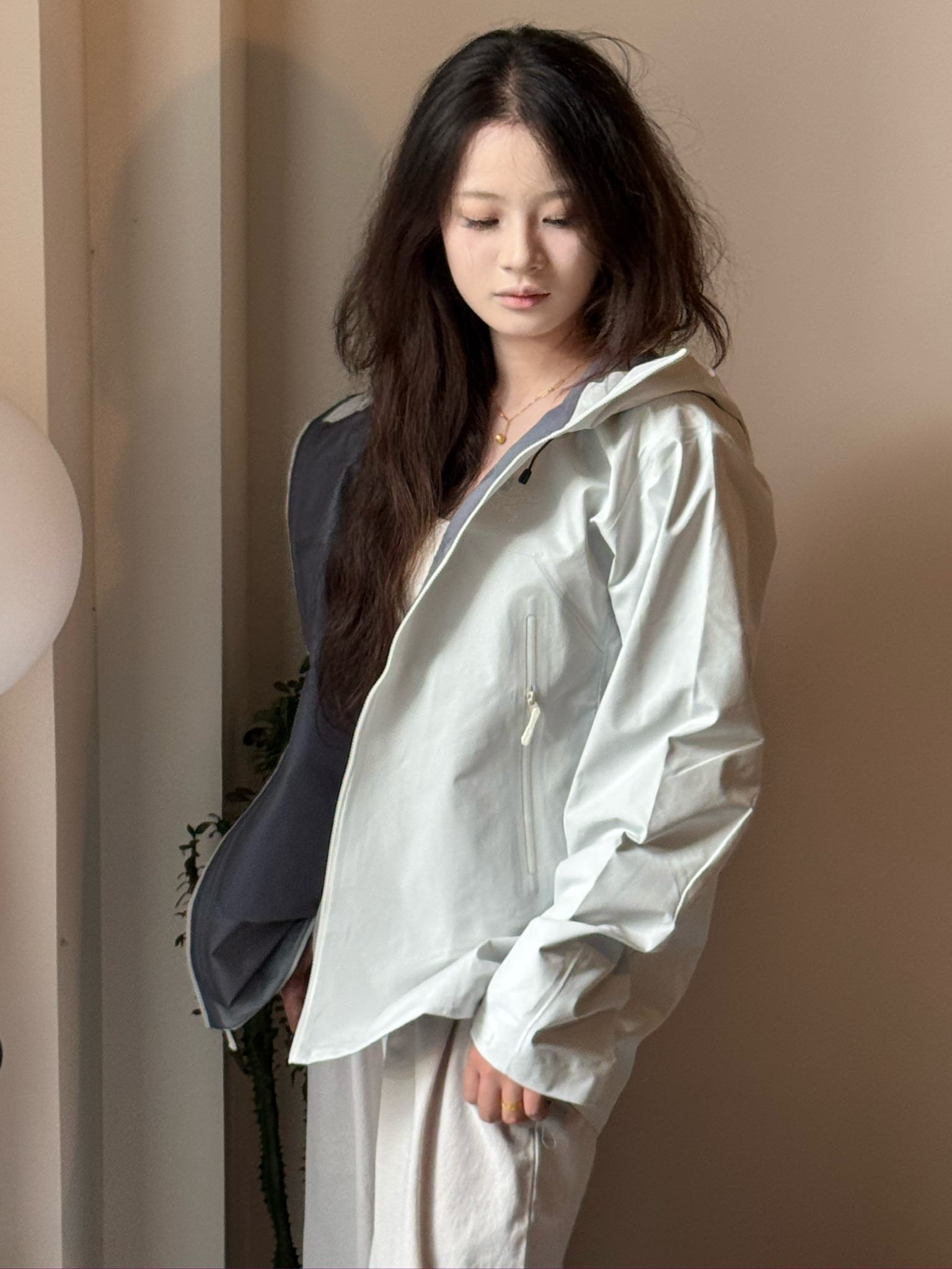 NO:518692,ARC'TERY ｜Bate SL Lightweight breathable hooded jacket Pure white Size S-2XL,,hats,alexander wang19860909ARC'TERY ｜Bate SL 轻质透气连帽冲锋衣 纯白 尺码S-2XL,,hats,alexander wang,Men's clothing