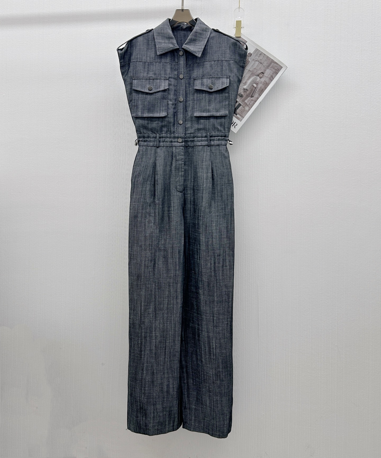 NO:330318,Original single ruthless women's clothing with packaging 25ss new style minimalist high-end workwear style high-waist jumpsuits wide-leg pants, three-dimensional tailoring top body super slim, back elastic waist-retracting and putting on and off very convenient workwear jumpsuit design cool and personalized girl fashionable high quality SML 2 colors, alexander wang19860909原单狠货女装 配包装 25ss 新款 极简高级工装风高腰连体裤 阔腿裤, 立体剪裁版型上身超级显瘦 后背弹力收腰穿脱十分方便 工装式连体裤设计酷帅个性女孩时髦感 高品质 码数SML 2色,,alexander wang,Women's clothing