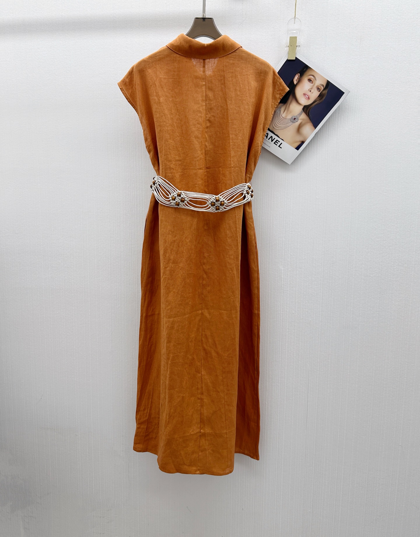 P736 One-Size-Fits-All Female Dress with New Cuffless Design and Submersible Material - 图片 4