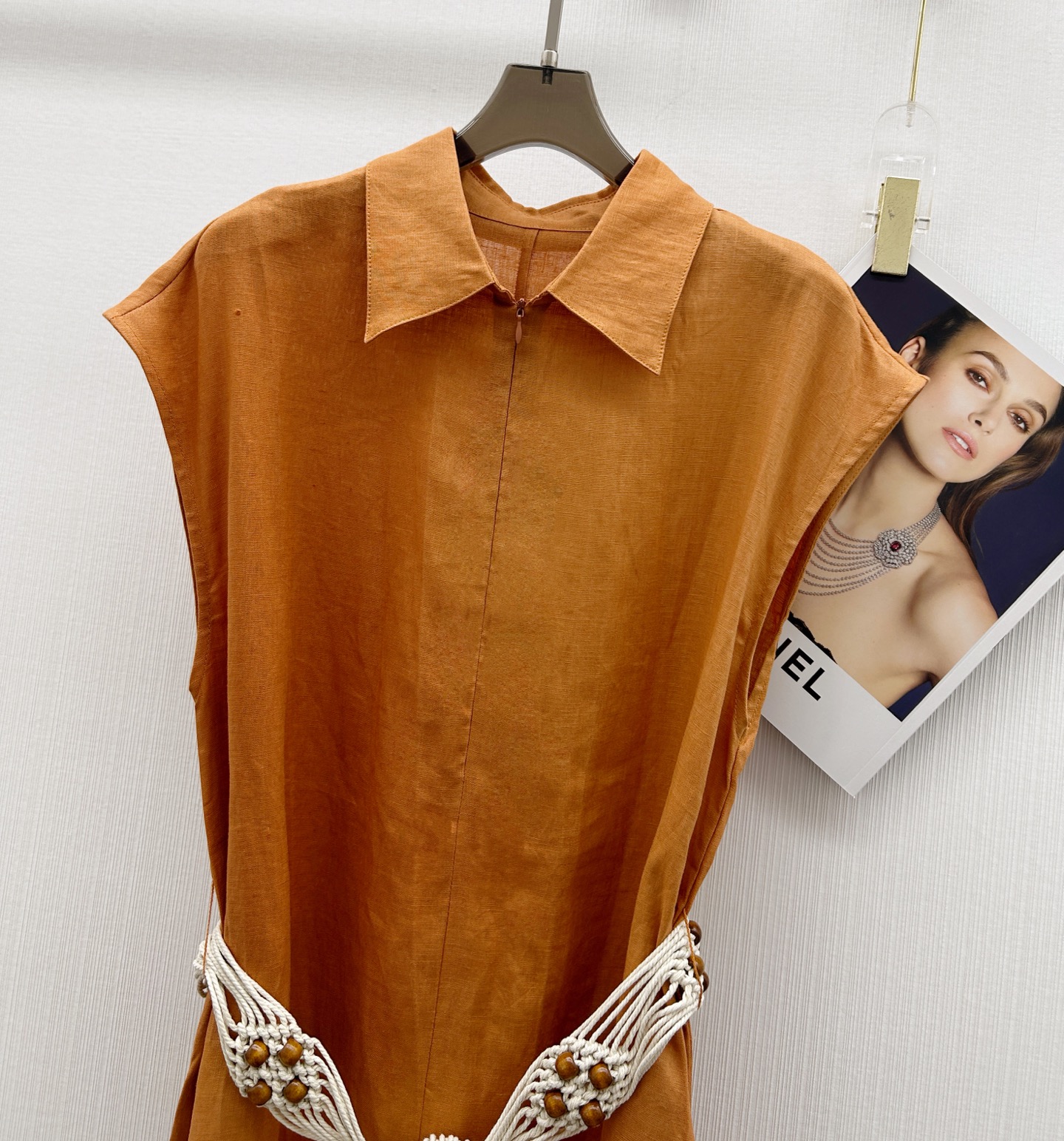 P736 One-Size-Fits-All Female Dress with New Cuffless Design and Submersible Material - 图片 2