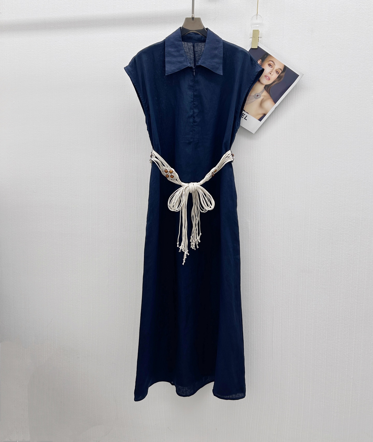 P736 One-Size-Fits-All Female Dress: New Cuffless Design in Submersible Material