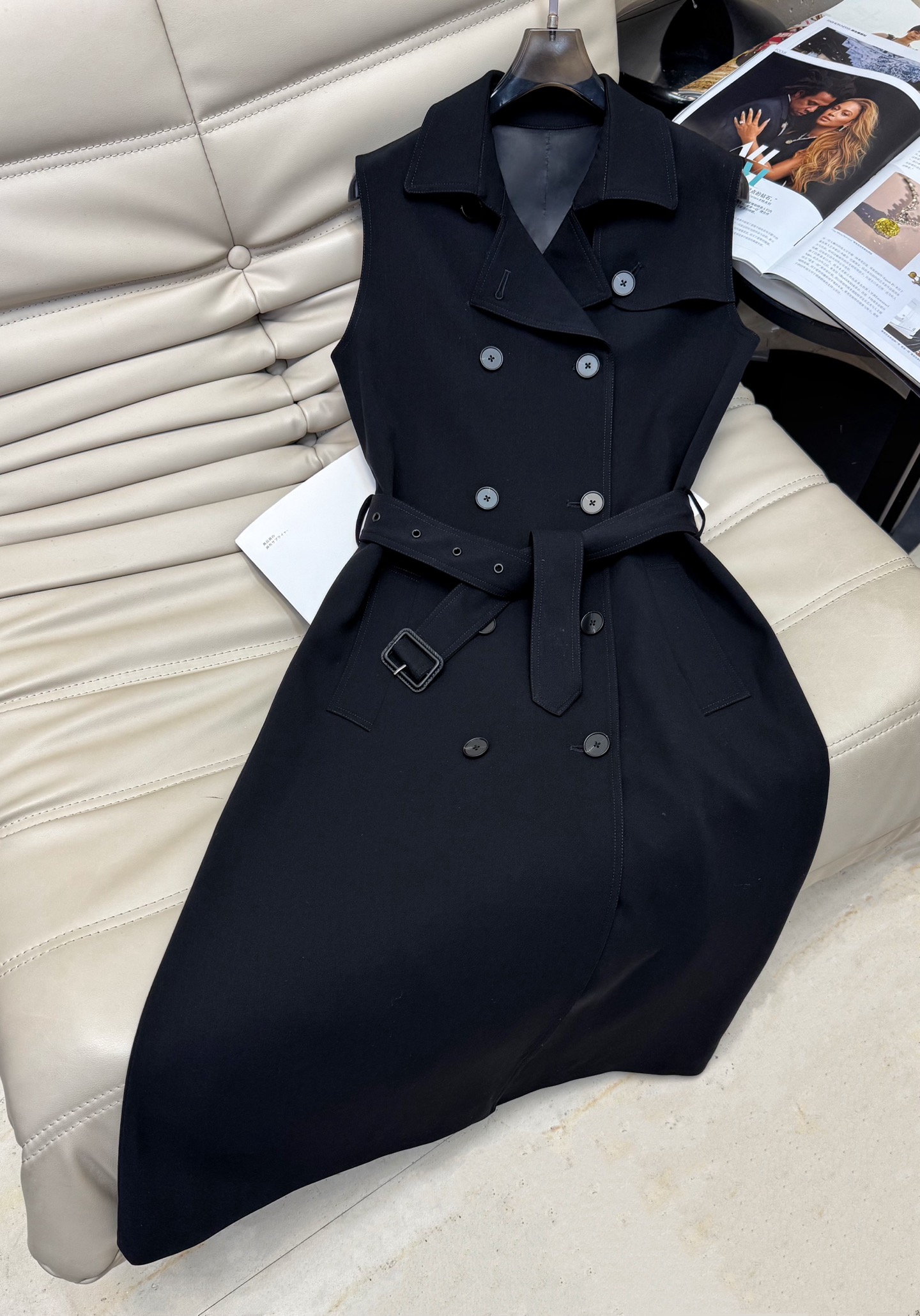 Elegant Trench Coat Dress with Belted Waist - Sophisticated Fall Style 2 i1753951583745 2455 0 0