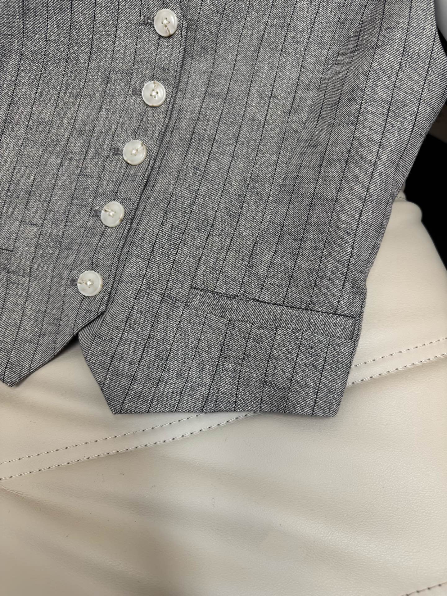 Elegant Gold Thread Linen Suit - Chic Commute & Timeless Chanel Style 4 i1754967807601 2262 0 2