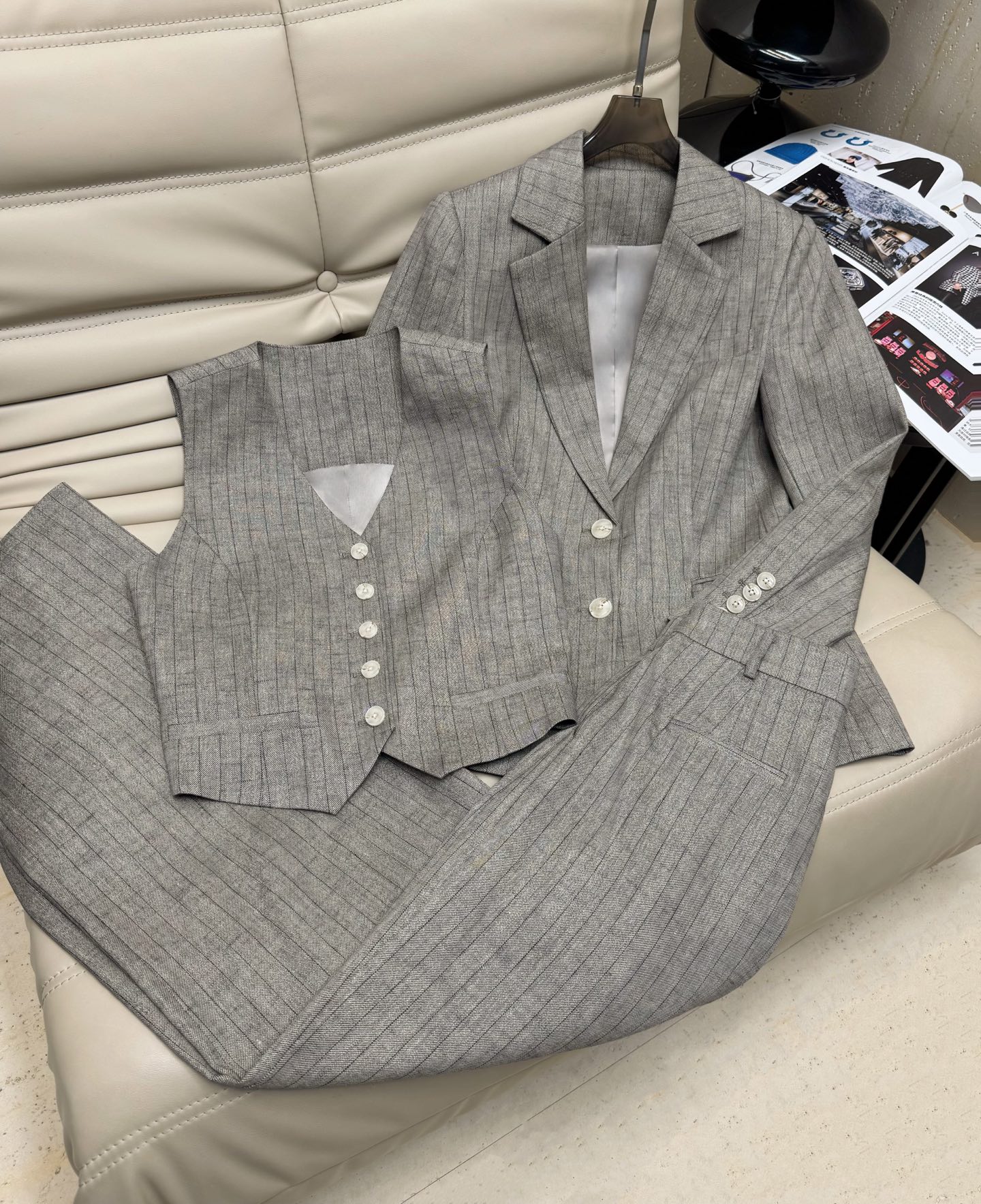 Elegant Linen Blend Pinstripe Blazer - Sophisticated Autumn Style, Size S-L 2 i1754967828280 5286 0 0