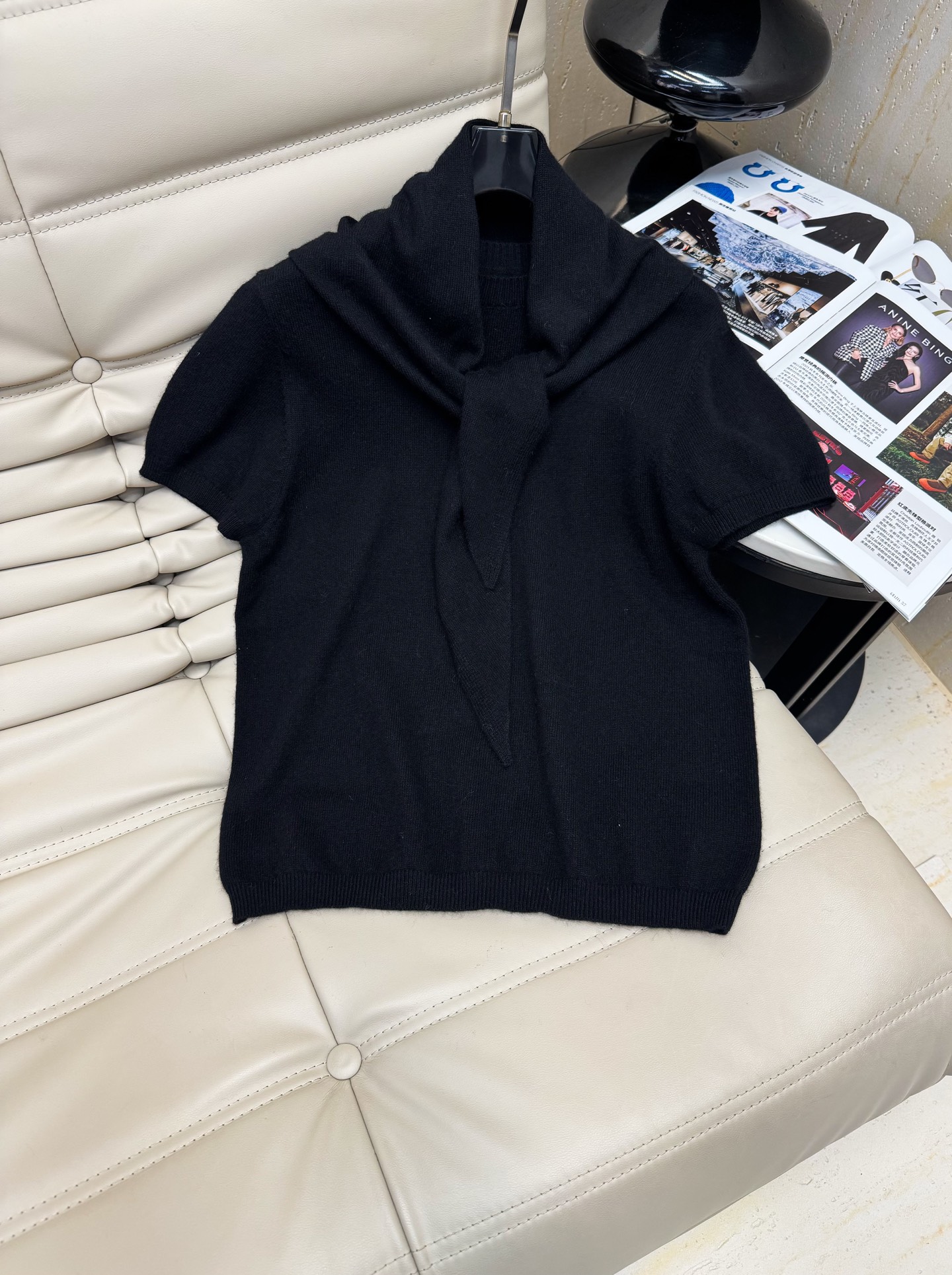 NO:459548,New early autumn style, high-end French exterior shawl two-piece set, lazy style, niche design, slim and versatile, short-sleeved cardigan SML,, T-shirt, shawls, alexander wang19860909早秋新款 高级感法式外搭披肩两件套 慵懒风 设计感小众显瘦百搭 短袖羊毛衫 SML,,T-shirt,shawls,alexander wang,Women's clothing