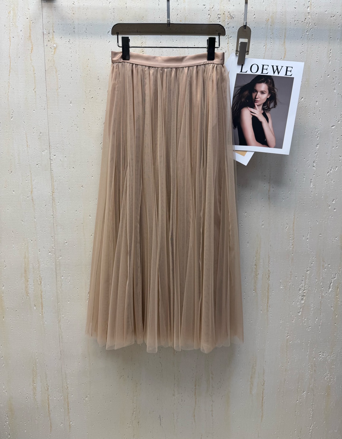 NO:473557,——Dior's 2025 early autumn new tulle skirt imported custom fabric, A-line skirt hem, slim and versatile, light luxury and high-end outfit, a super fairy tulle skirt Recommended 2 colors SＭＬ,dior, skirts, alexander wang19860909—— Dior家2025早秋新款纱裙 进口定制面料,A字裙摆 版型显瘦百搭,轻奢高级感穿搭 超仙的一款纱裙 推荐 2色 SＭＬ,,dior,skirts,alexander wang,Women's clothing