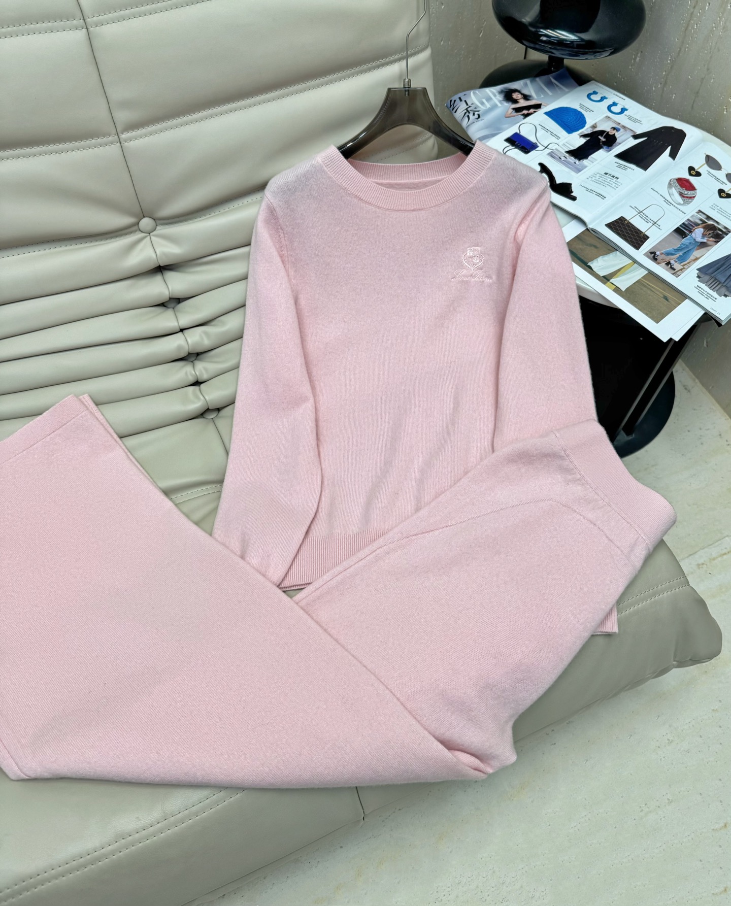 Women's Wool Knit Set Round Neck Embroidered Top and High Waist Trousers