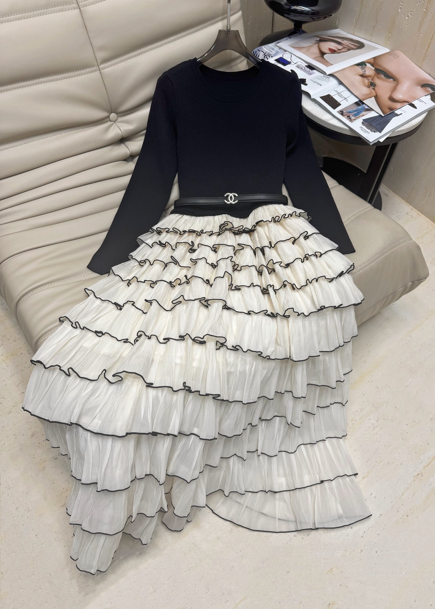 NO:710192,New style for early spring. Hepburn style high-waisted long skirt. Gentle style A-line version. Ballet cake skirt design. Age-reducing and super-covering SML,,skirts,19860909早春新款 赫本风气质高腰蓬蓬长裙 温柔风A字版 芭蕾蛋糕裙摆设计 减龄又超级遮肉 SML,,skirts,,Women's clothing