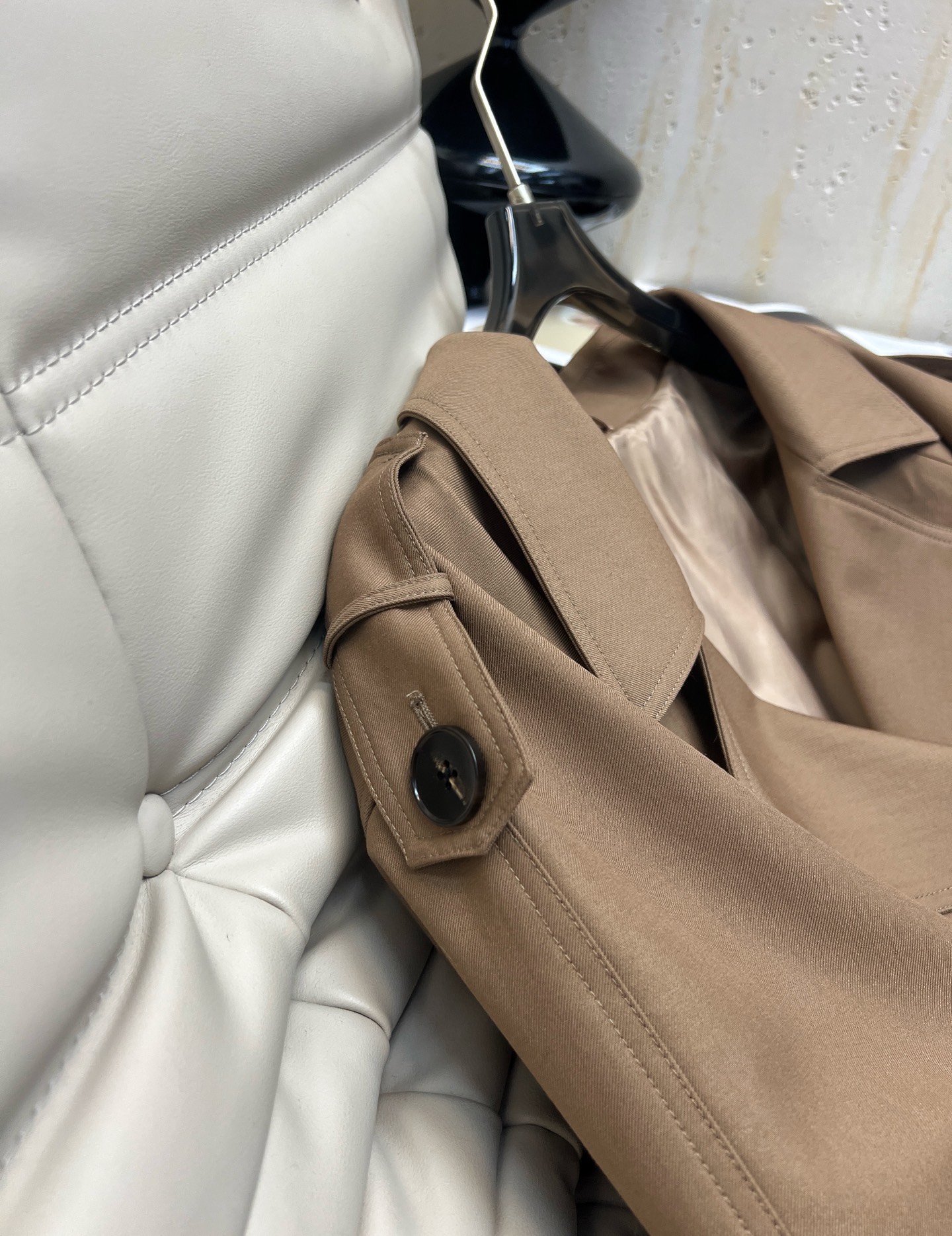Classic Double-Breasted Trench Coat: Elegant Fall Style, Loose Fit 4 i1757649023931 6337 0 2