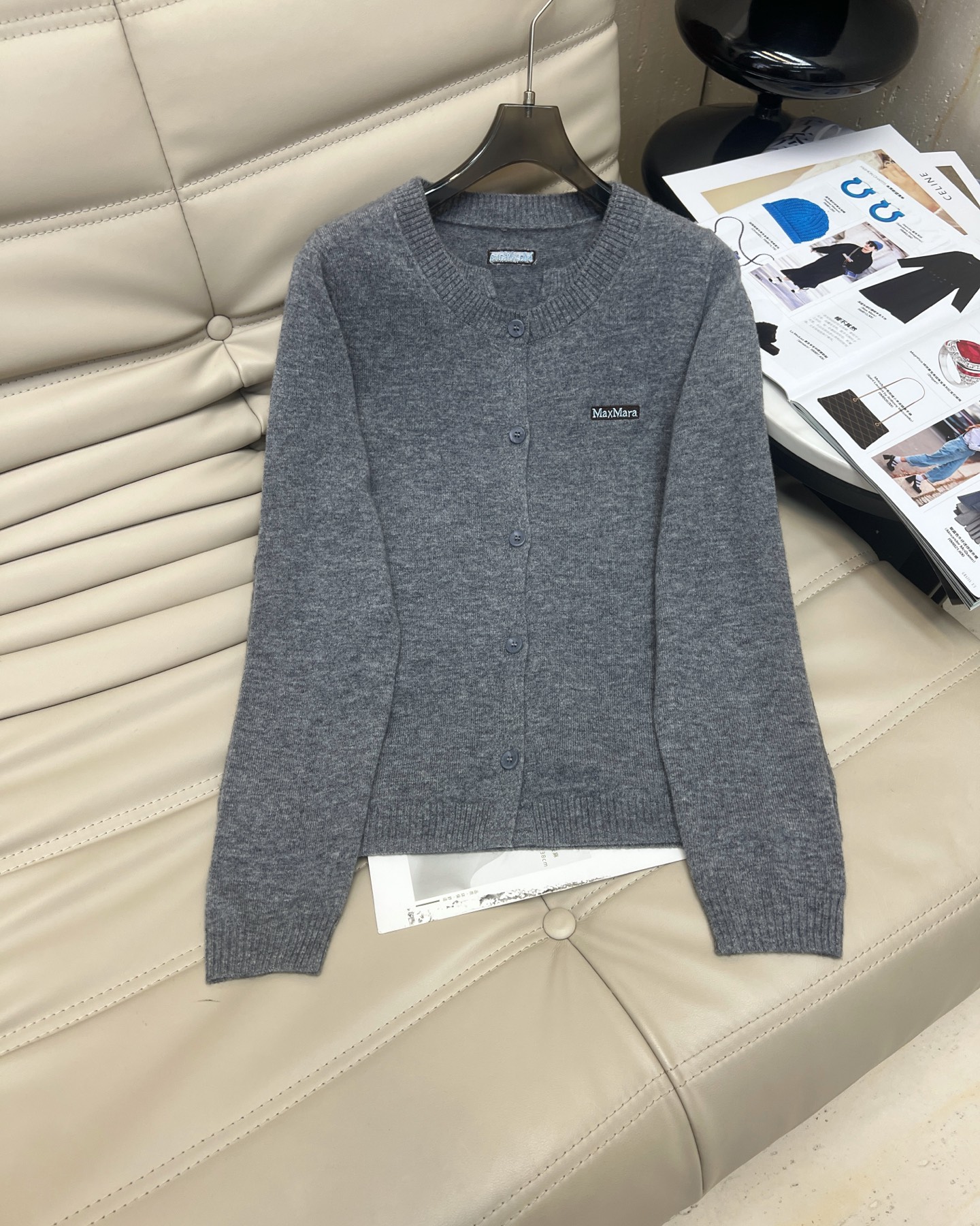 Max Mara Wool Blend Cardigan and High-Waisted Pants Set - Soft & Elegant 3 i1757905309030 5371 0 1