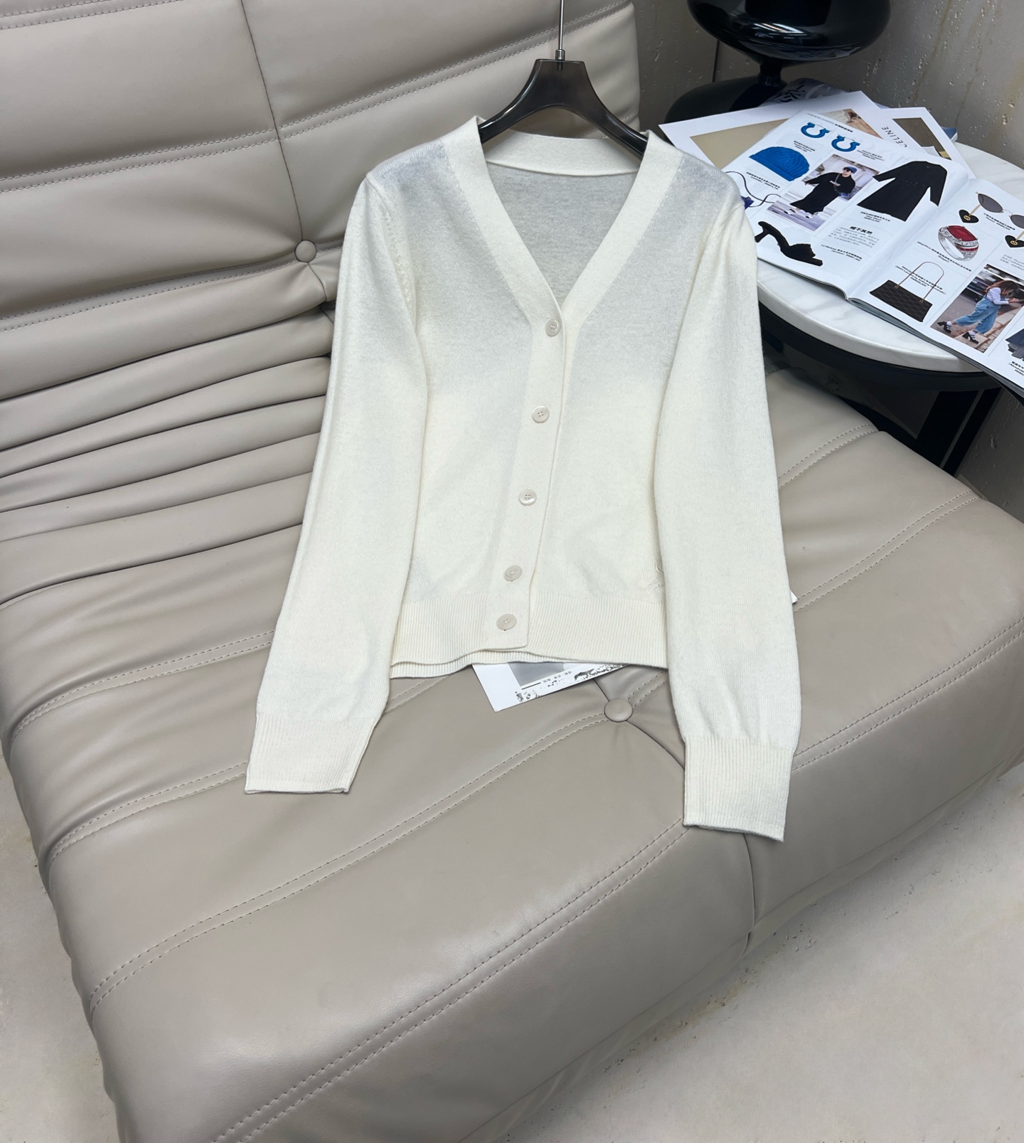Elegant Women's Knit Set: V-Neck Cardigan & High-Waisted Trousers 3 i1758078961319 7744 0 1