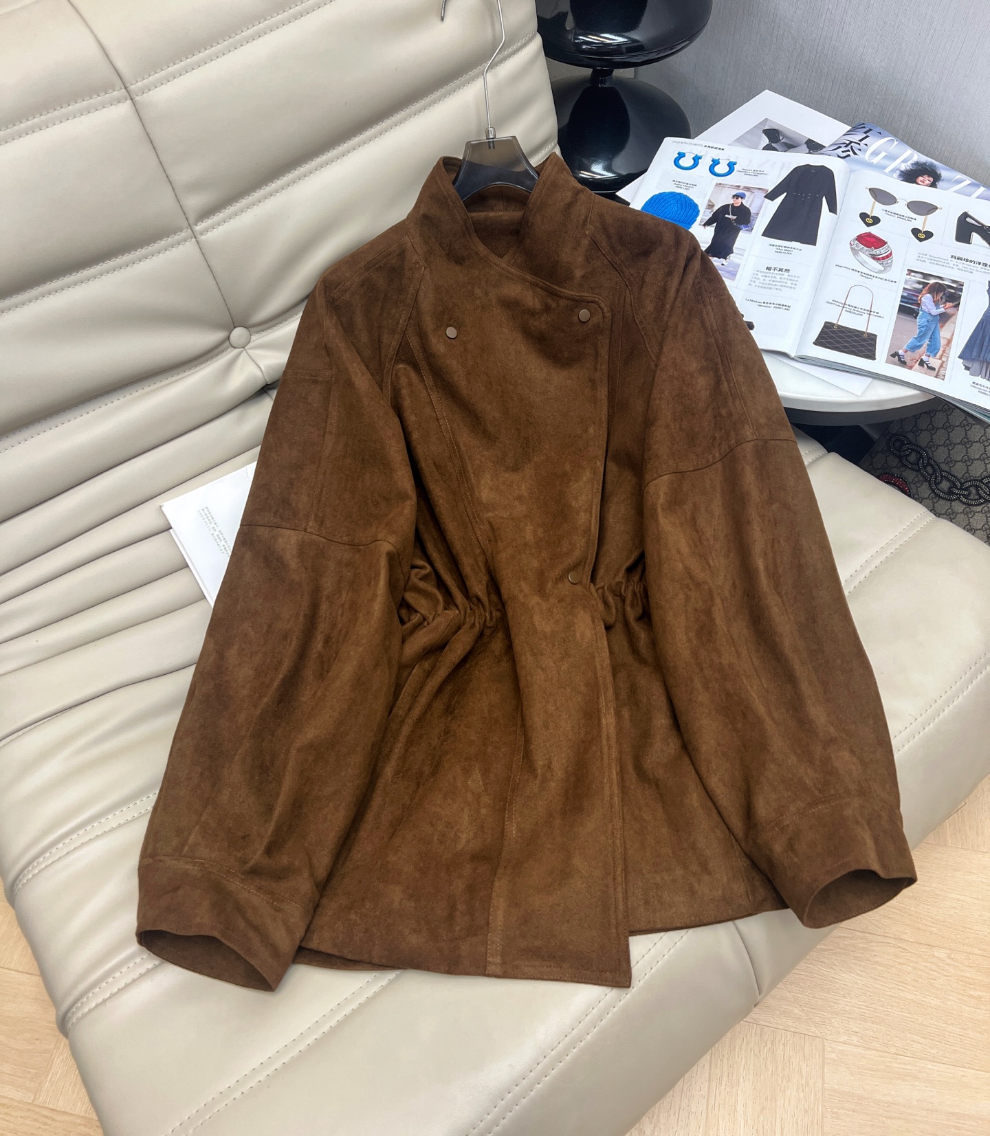 NO:536103,New autumn and winter style, high-end retro Maillard brown deer leather jacket, mid-length American casual jacket, drawstring waist design, upper body slimming SML,, jackets & coats, jackets & coats, leather jacket, alexander wang19860909秋冬新款 高级感复古美拉德棕色鹿皮绒皮衣外套 中长款美式休闲夹克风衣 抽绳收腰设计上身显瘦SML,,jackets & coats,jackets & coats,leather jacket,alexander wang,Women's clothing
