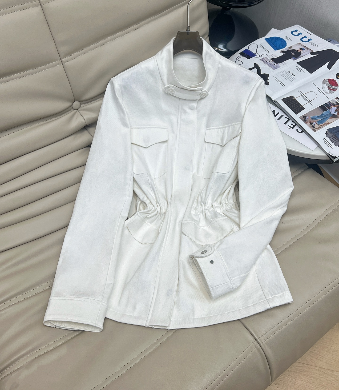 Women’s Stand Collar Denim Jacket – Stylish Workwear Style Outerwear