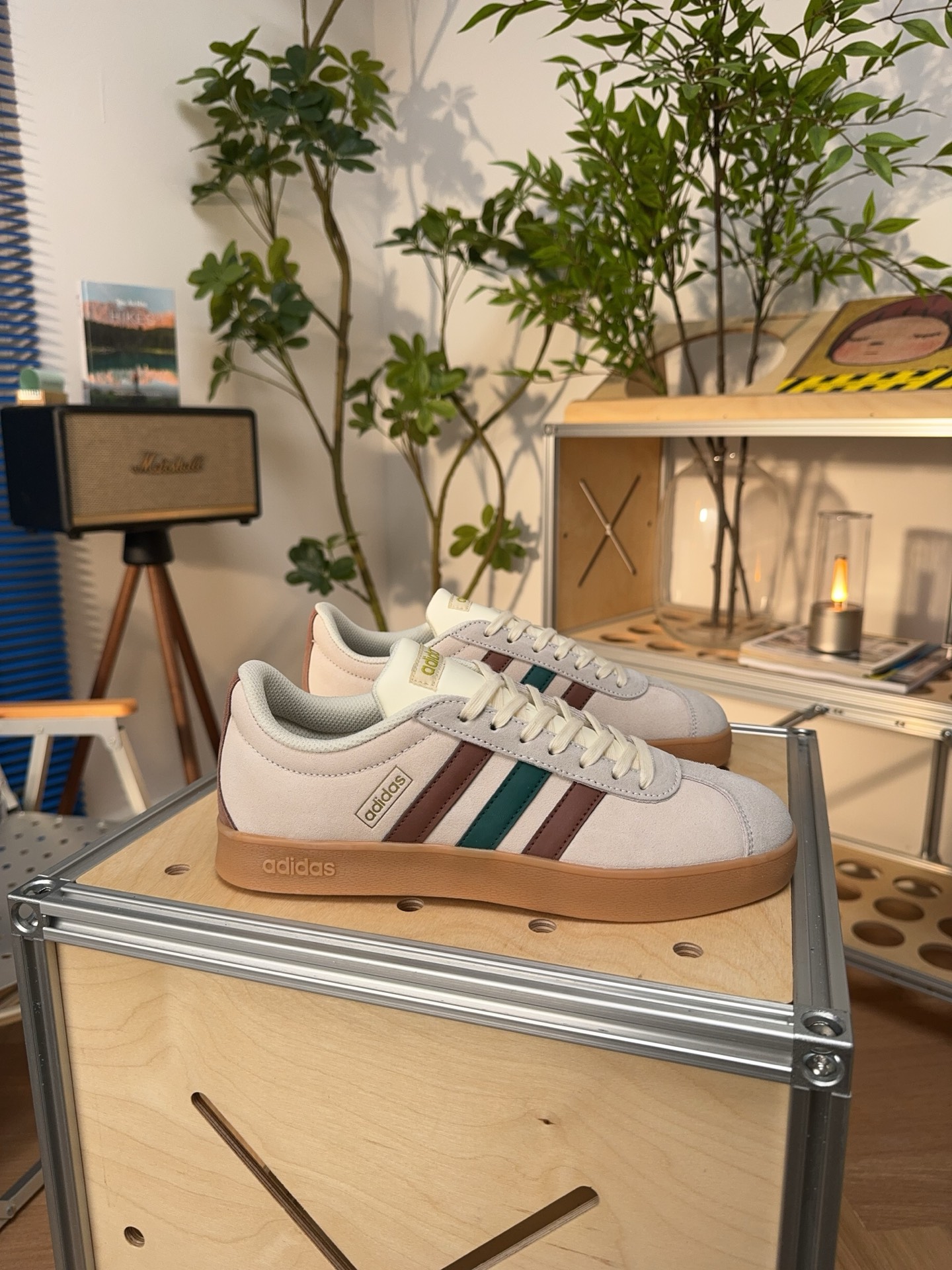 💰120 Adidas Neo VL Court 2.0 百搭单品 
尺码：36 36.5 37 38 38.5 39 40 40.5 41 42 42.5 43 44