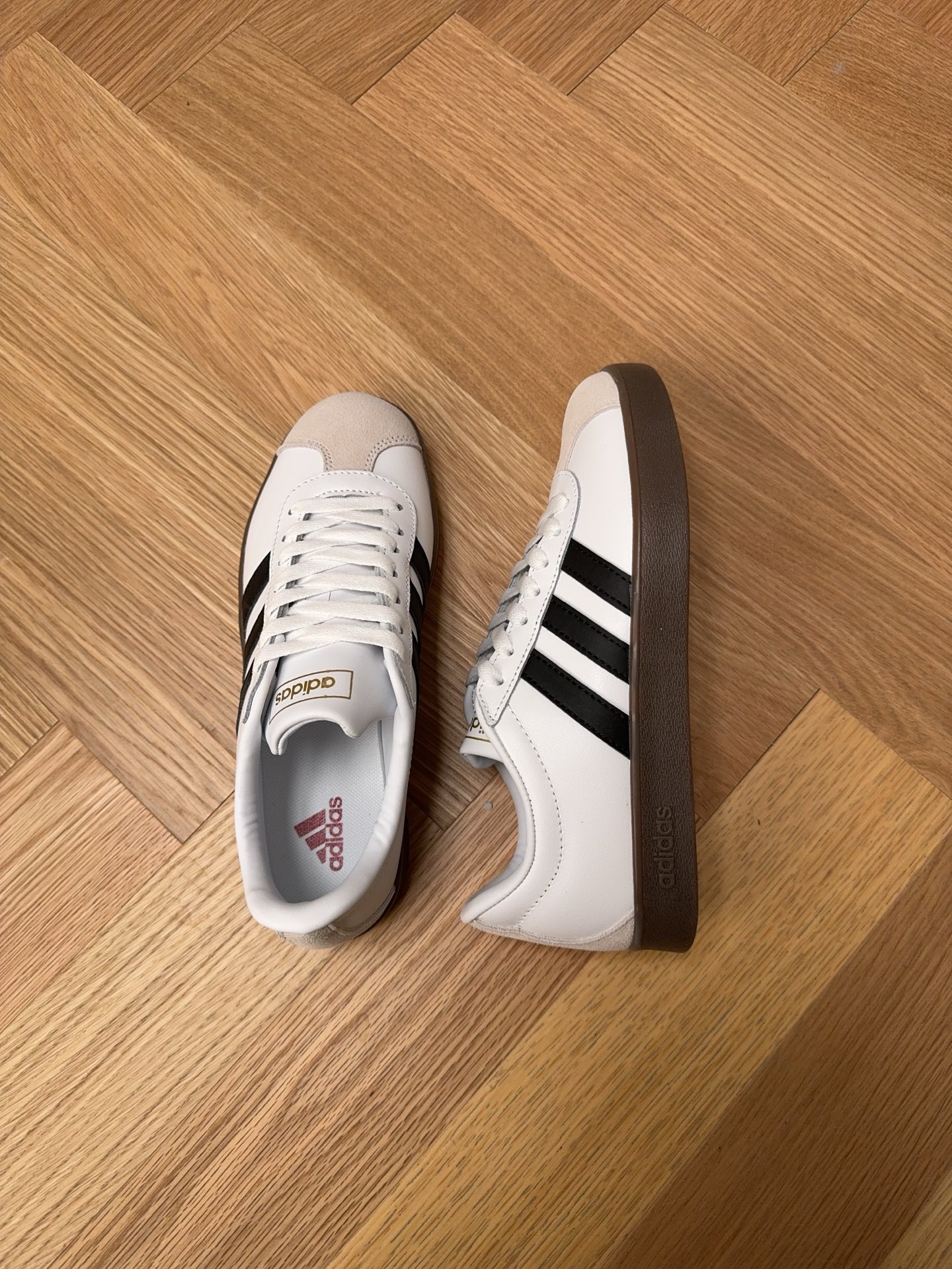 合集💰120 Adidas Neo VL Court 2.0 百搭单品 
尺码：36 36.5 37 38 38.5 39 40 40.5 41 42 42.5 43 44