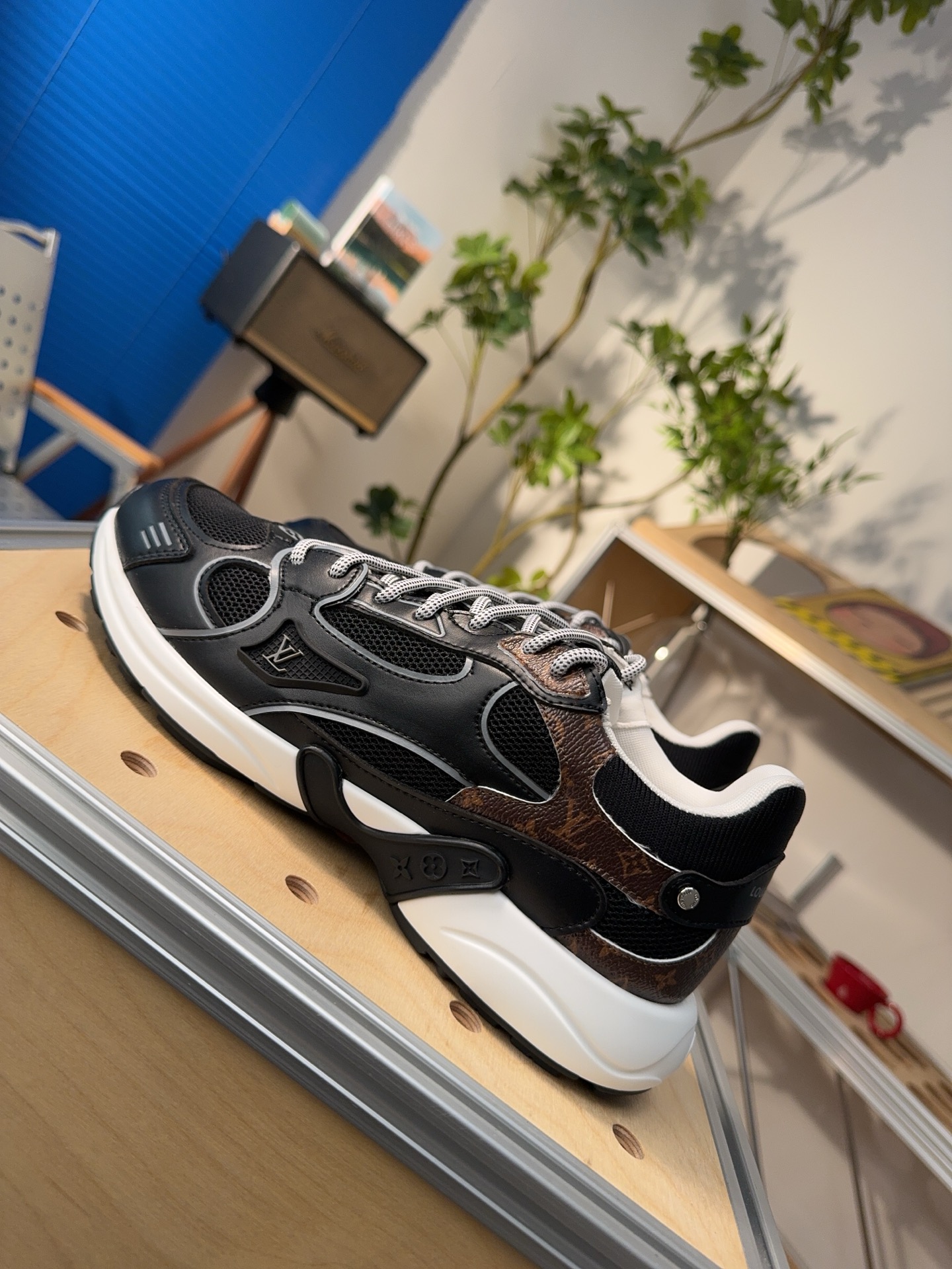 420 LV 25ss春夏新款TRAINER 系列蓝球鞋运动鞋
