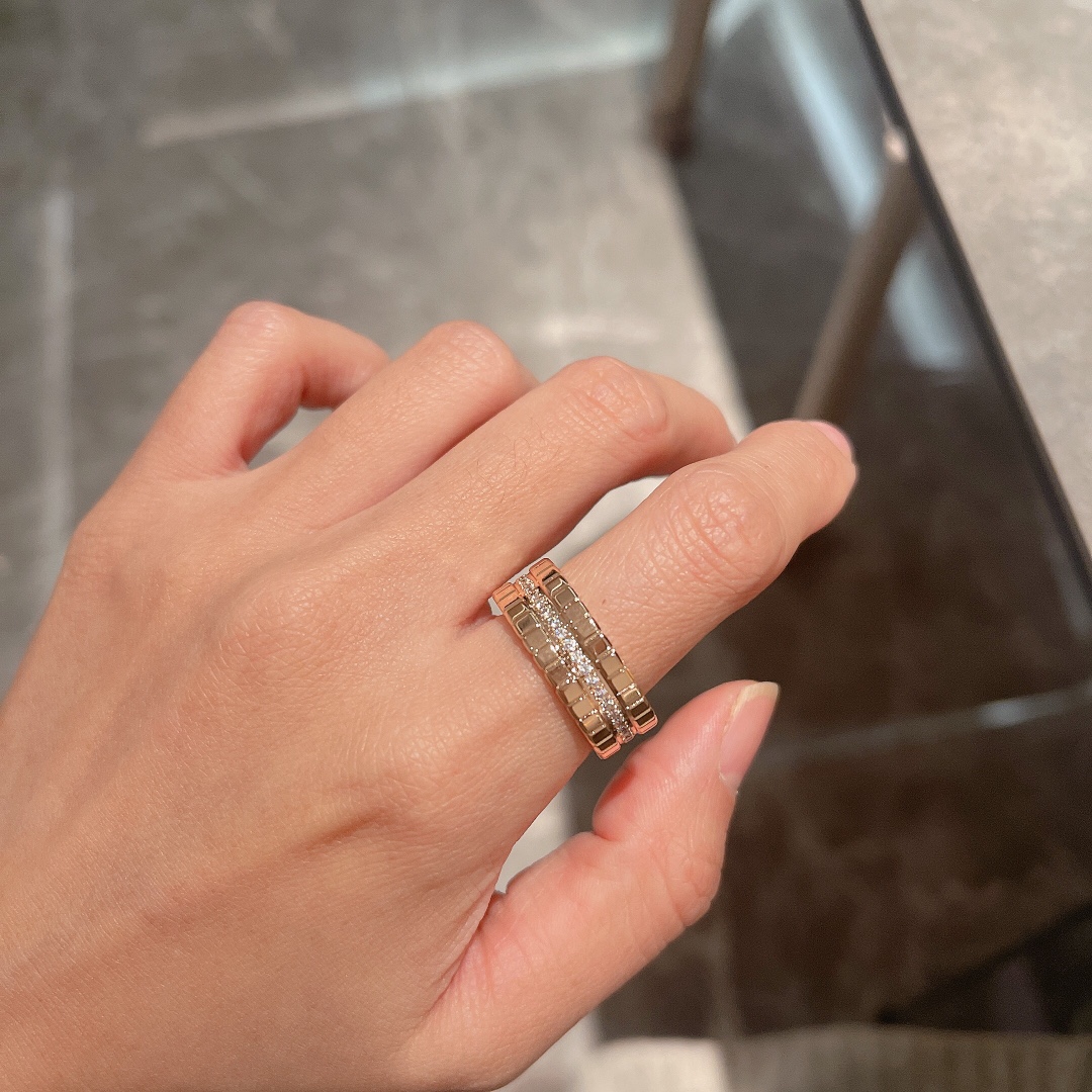 The new payment is coming in. Chochard, 18k platinum. - 图片 2