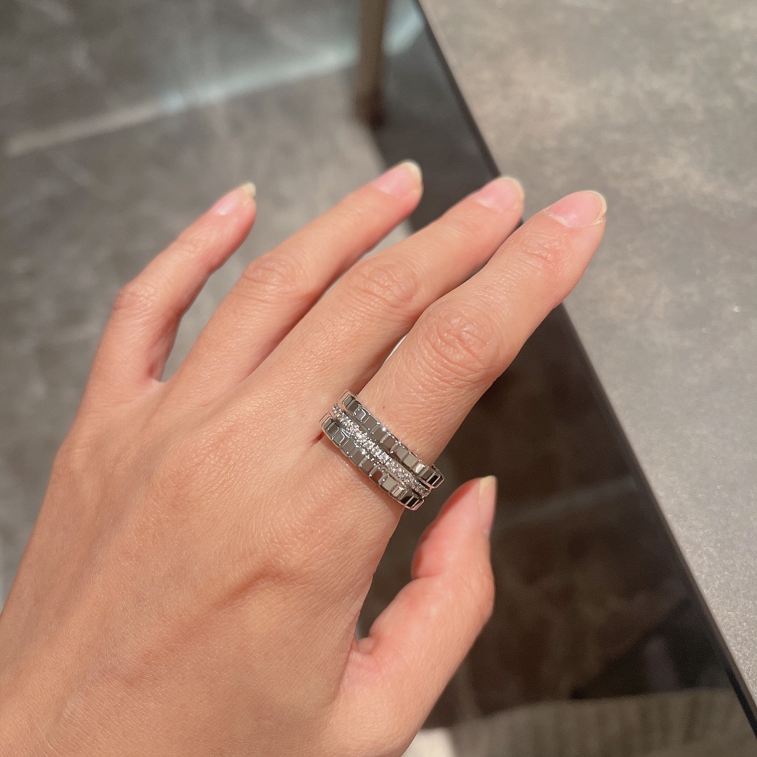 The new payment is coming in. Chochard, 18k platinum. - 图片 5