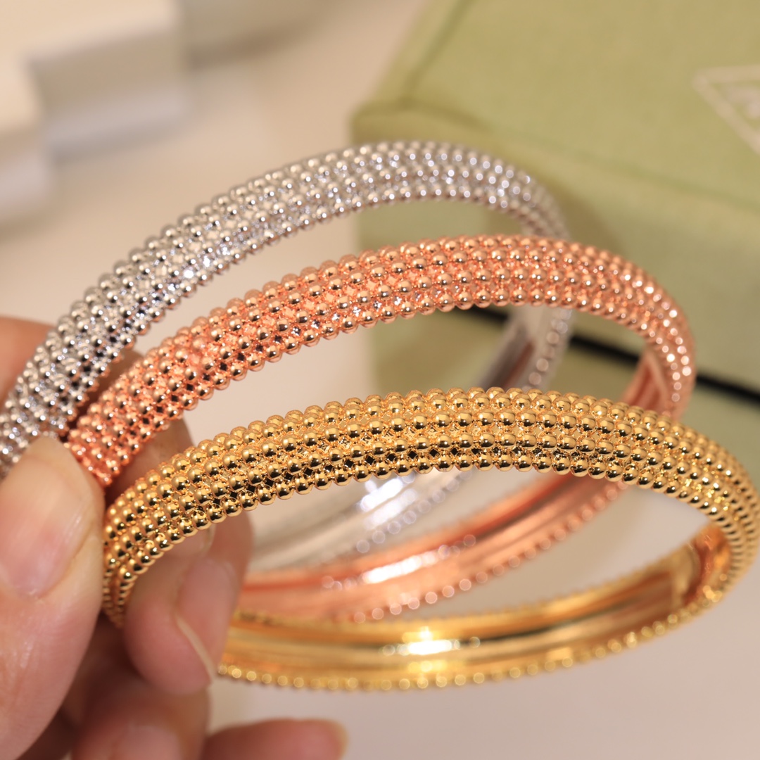 “VCA Bracelet Reveals Intricate Van Cleef & Arpels Cyclops Design Details” - 图片 2