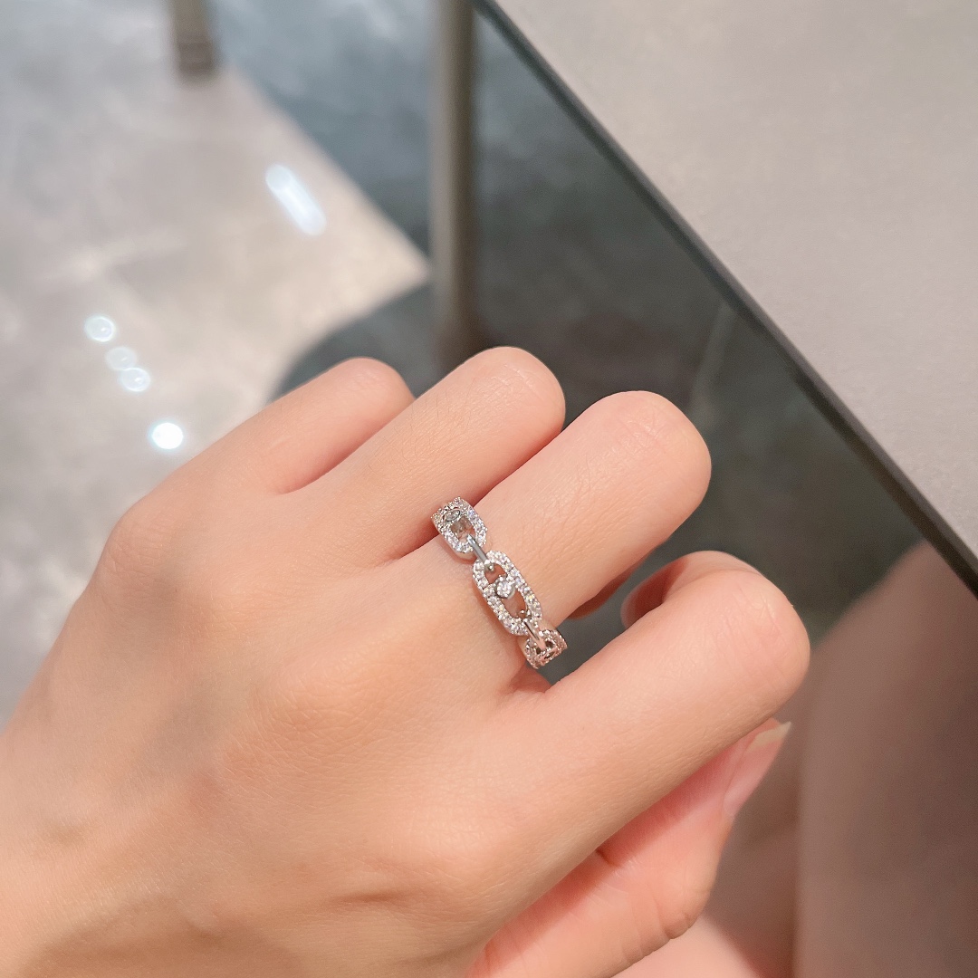 “Season’s Most Famous Craft Ring: Messika Paris Move Ring Collection” - 图片 4