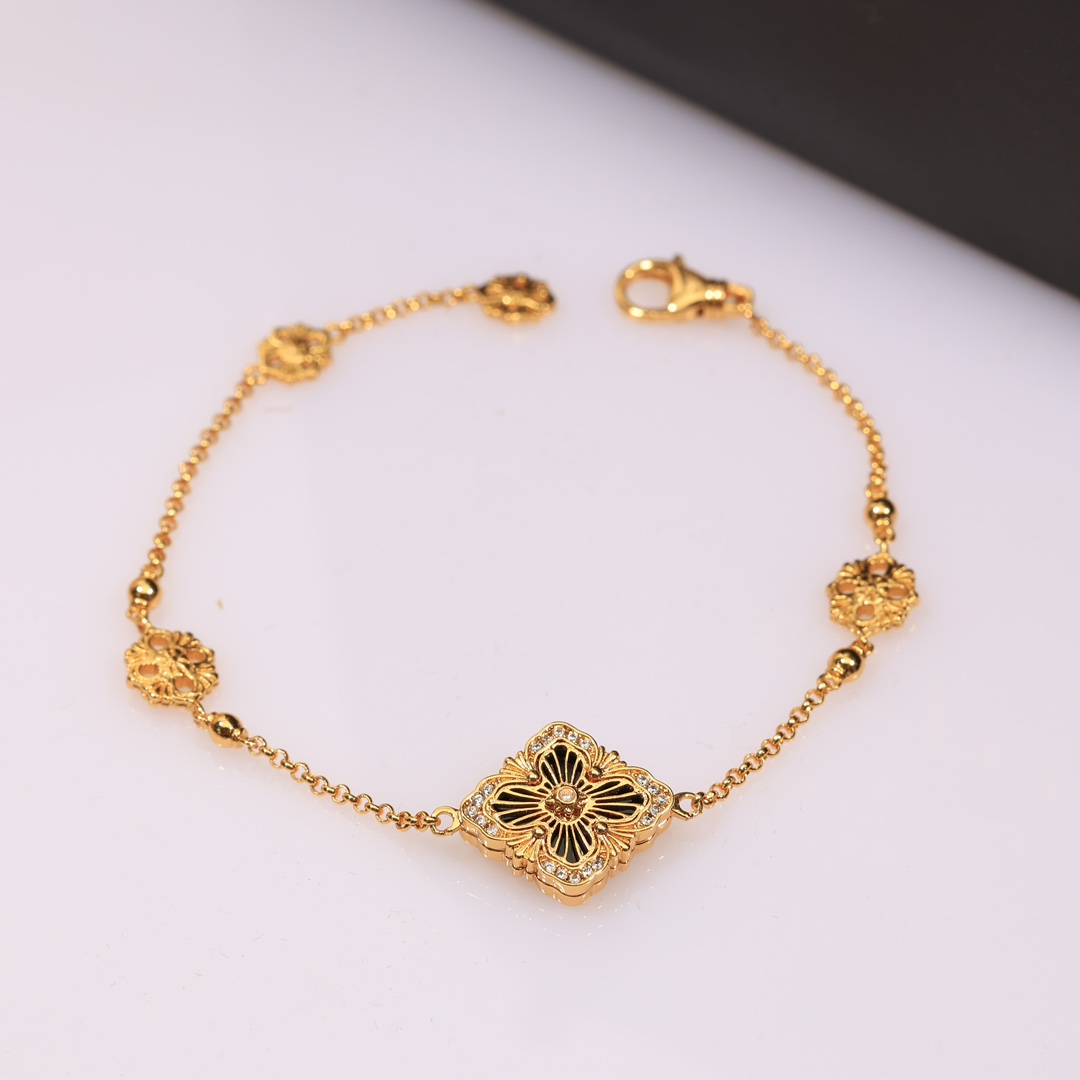 “Discover Italy’s High-Quality Jewelry Brand – 300 Buchilati by Buccellati | Quccerati Collection” - 图片 4