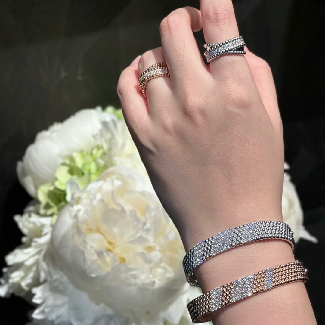 Van Cleef & Arpels Haute Couture Haute Couture Fine Jewelry Necklace 8