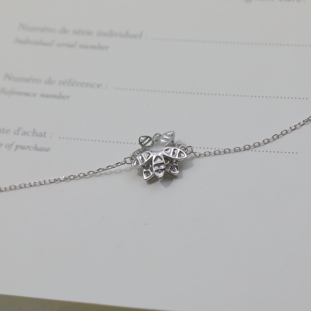 Van Cleef & Arpels Haute Couture Haute Couture Fine Jewelry Necklace 7