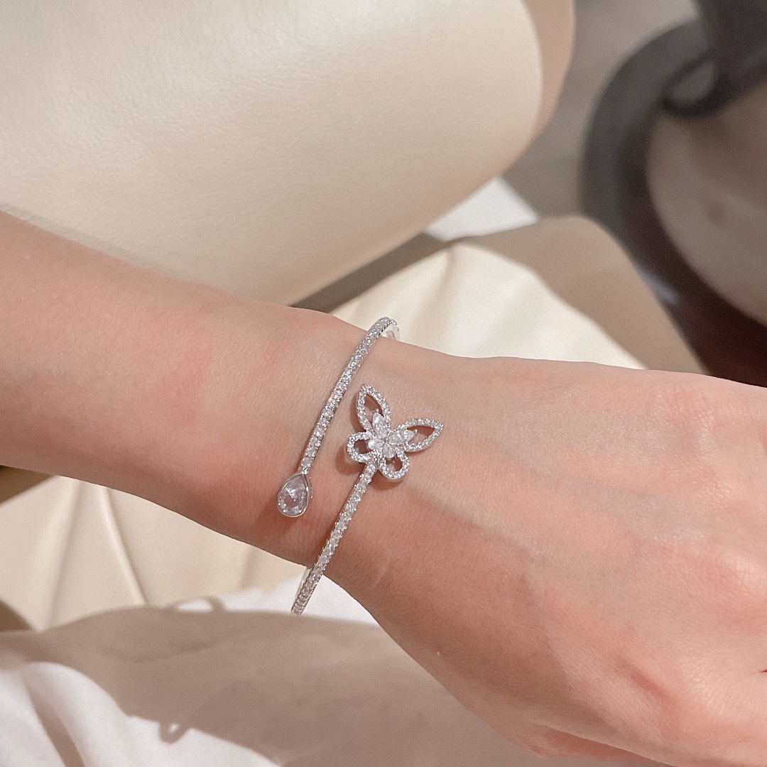 Luxury Butterfly Bracelets: Top Brand Jewelry Simulator Series with Gold and Platinum. - 图片 5
