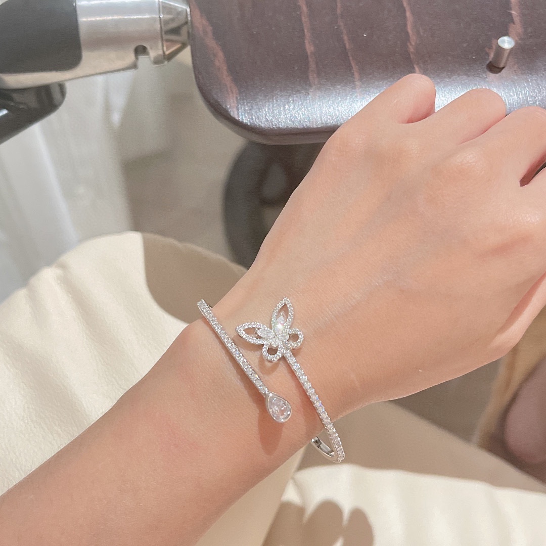 Luxury Butterfly Bracelets: Top Brand Jewelry Simulator Series with Gold and Platinum. - 图片 4