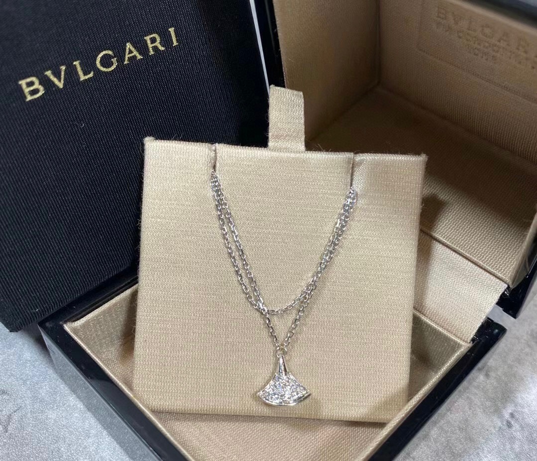 Bvlgari Haute Joaillerie Fine Jewelry Earrings Necklace Ring 2