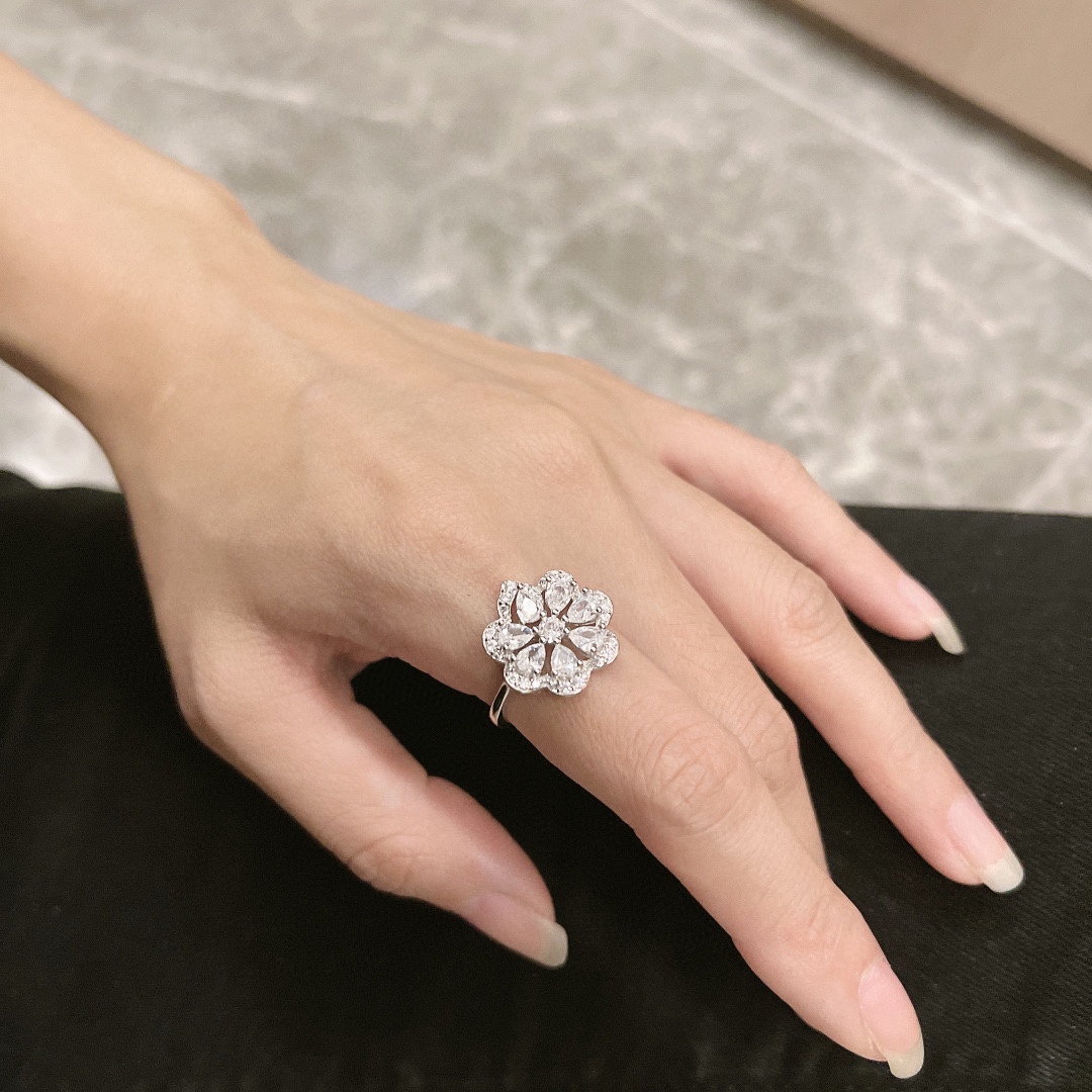 It’s new. Chochard, 18k platinum, original logo code 6 #7 #8
