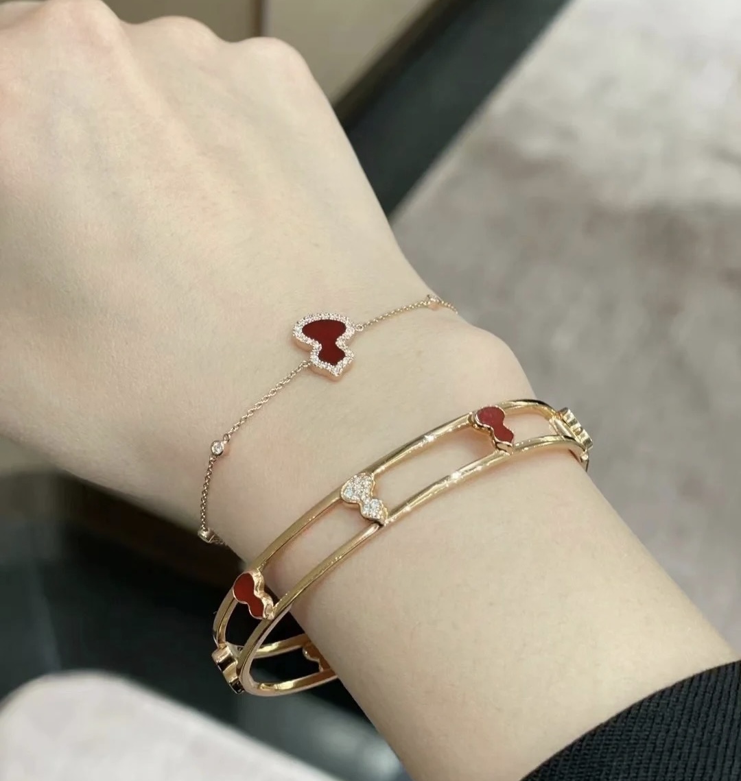 “Qeelin Unveils Superstar Wiulu Collection with Fine Zifu Bracelet in Rose Gold” - 图片 2