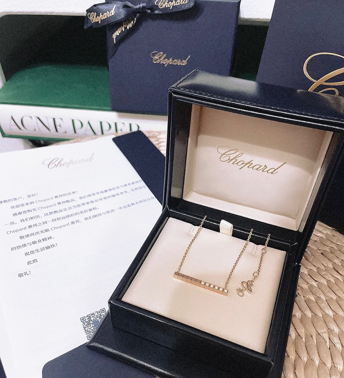 ❤️95包邮/原单代购级别
萧邦 Chopard 高版本CNC工艺👼【】萧邦项链 亚金材质 Ice Cube系列，将萧邦的幸运与品牌最具标志性的灵动钻石完美融合，18k玫瑰金 原版logo 原版尾牌可以调节长短 cnc项链