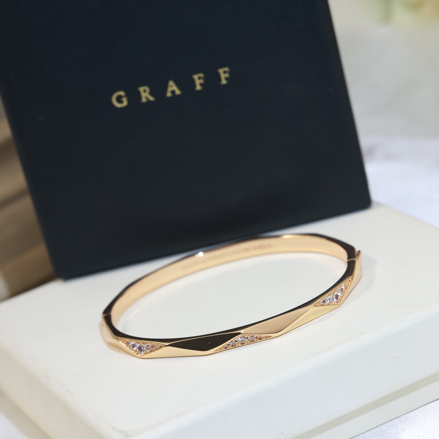 Luxury Jewelry: Glaff Bracelet and Advanced Custom Diamond Series - 图片 5