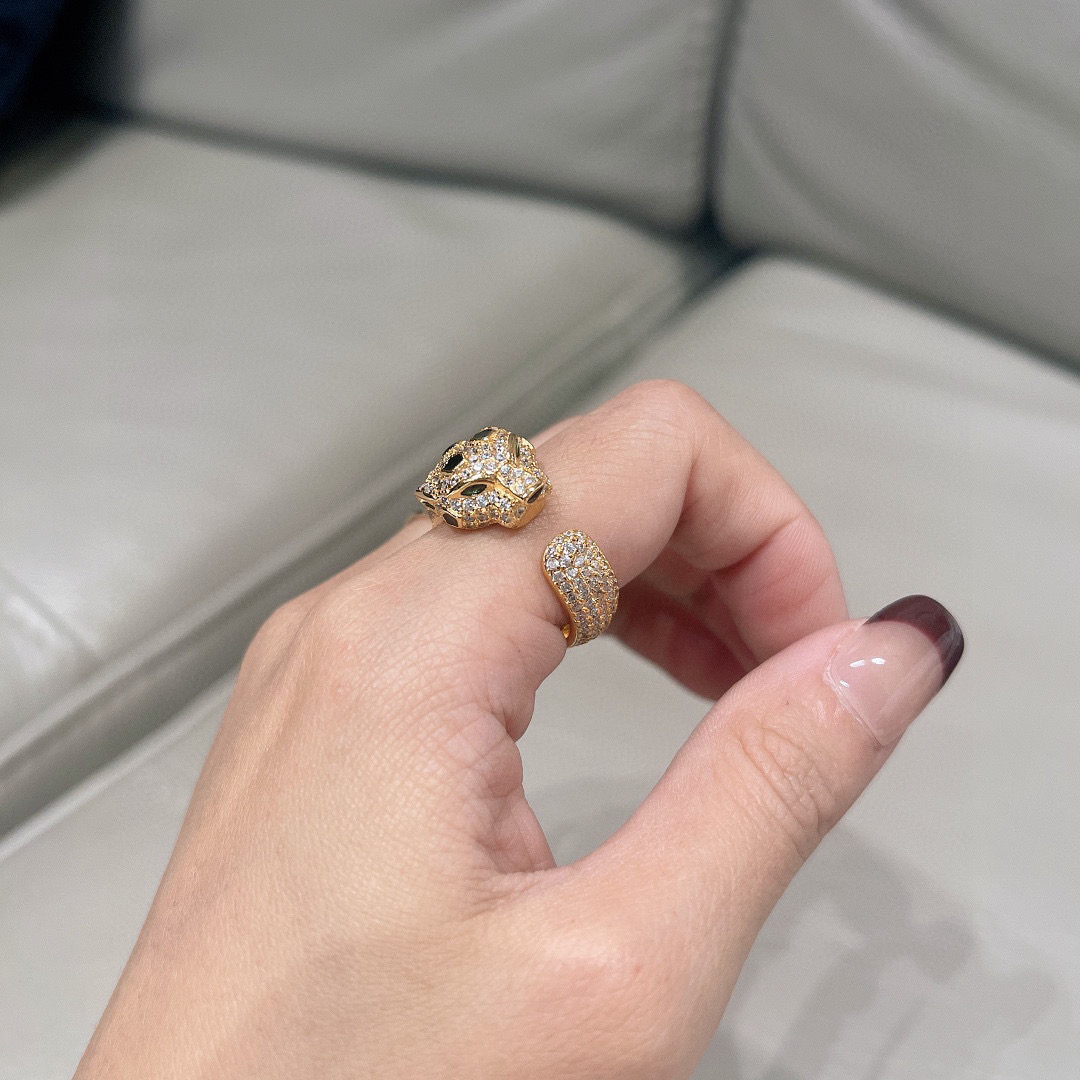  👼【925050】爆款📢📢卡地亚官方嘘嘘11豹子戒指😝😝豹头戒指哟、个性的开口设计💃💃全手工放大镜🔍微
