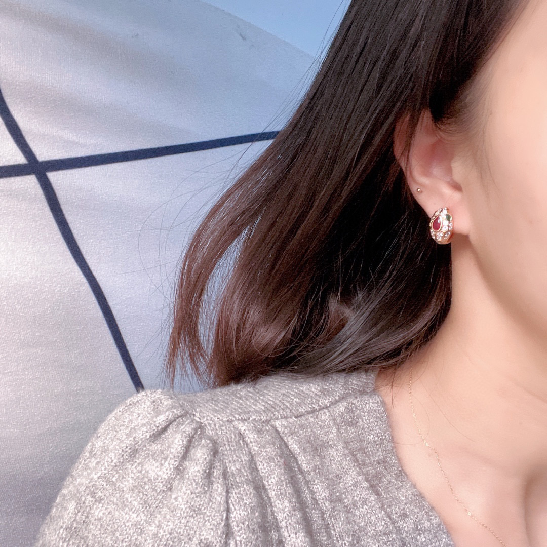  蛇耳钉👼【925078】s925纯银材质 带logo 红蛇耳钉 耳扣❗宝格丽 BVLGARI SERP