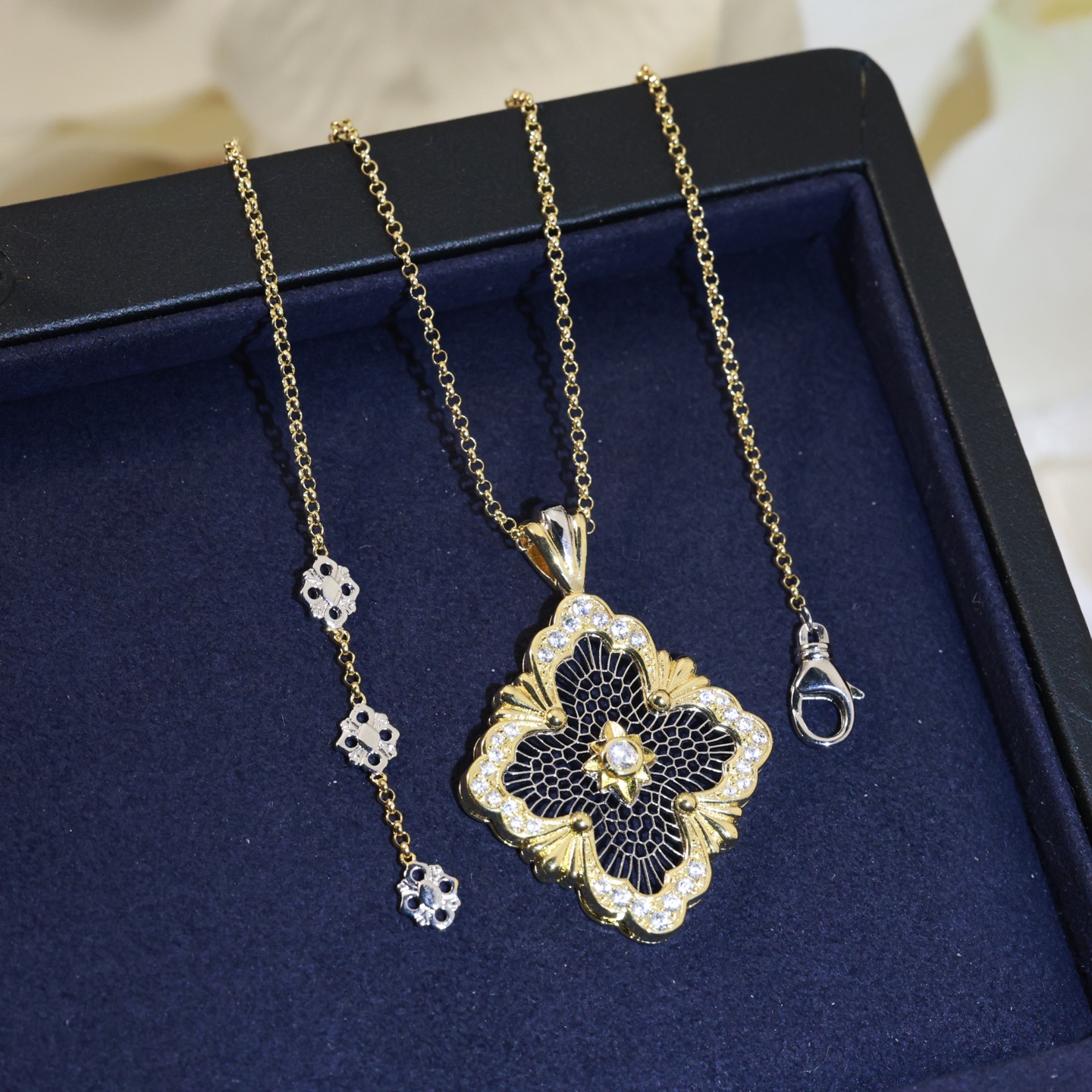  👼【925068】布契拉提 Buccellati 意大利高级珠宝品牌 复古宫廷风带钻拉丝四叶草双面项链