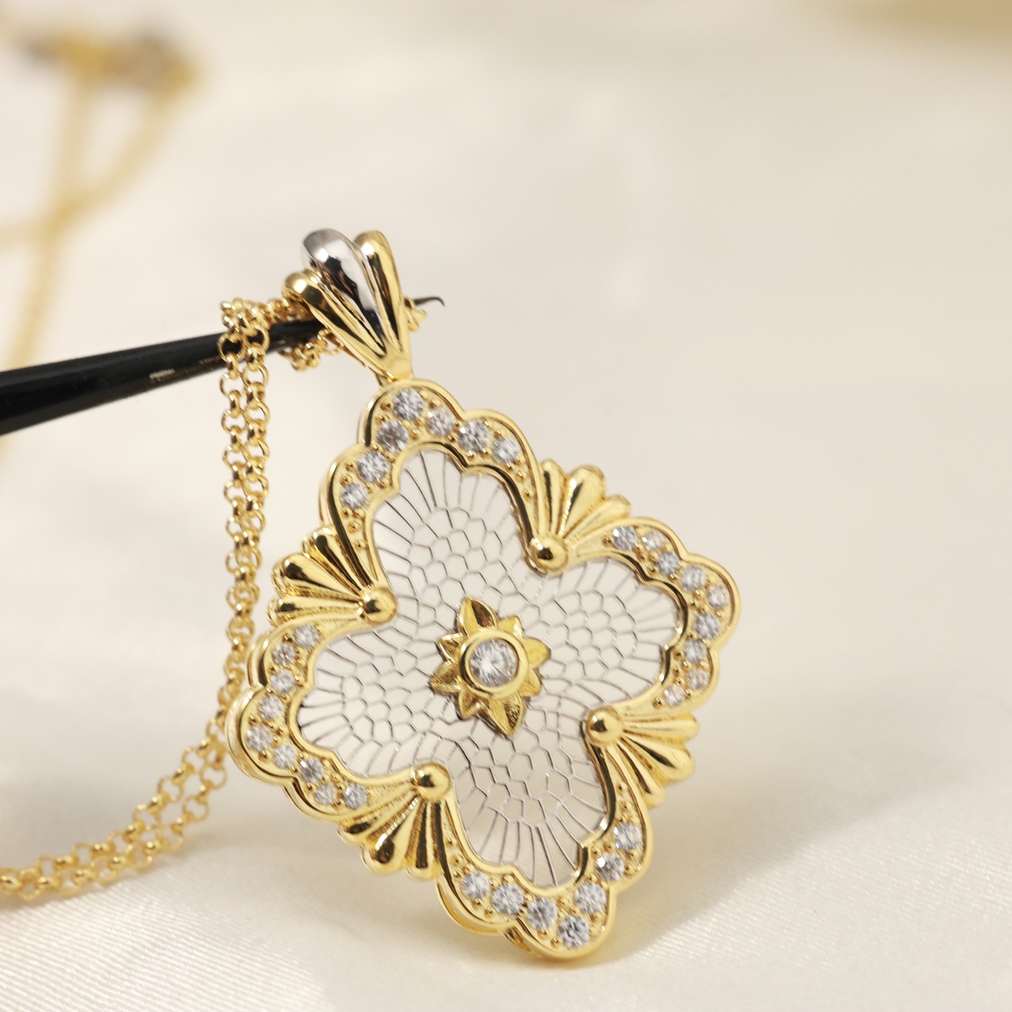  👼【925068】布契拉提 Buccellati 意大利高级珠宝品牌 复古宫廷风带钻拉丝四叶草双面项链