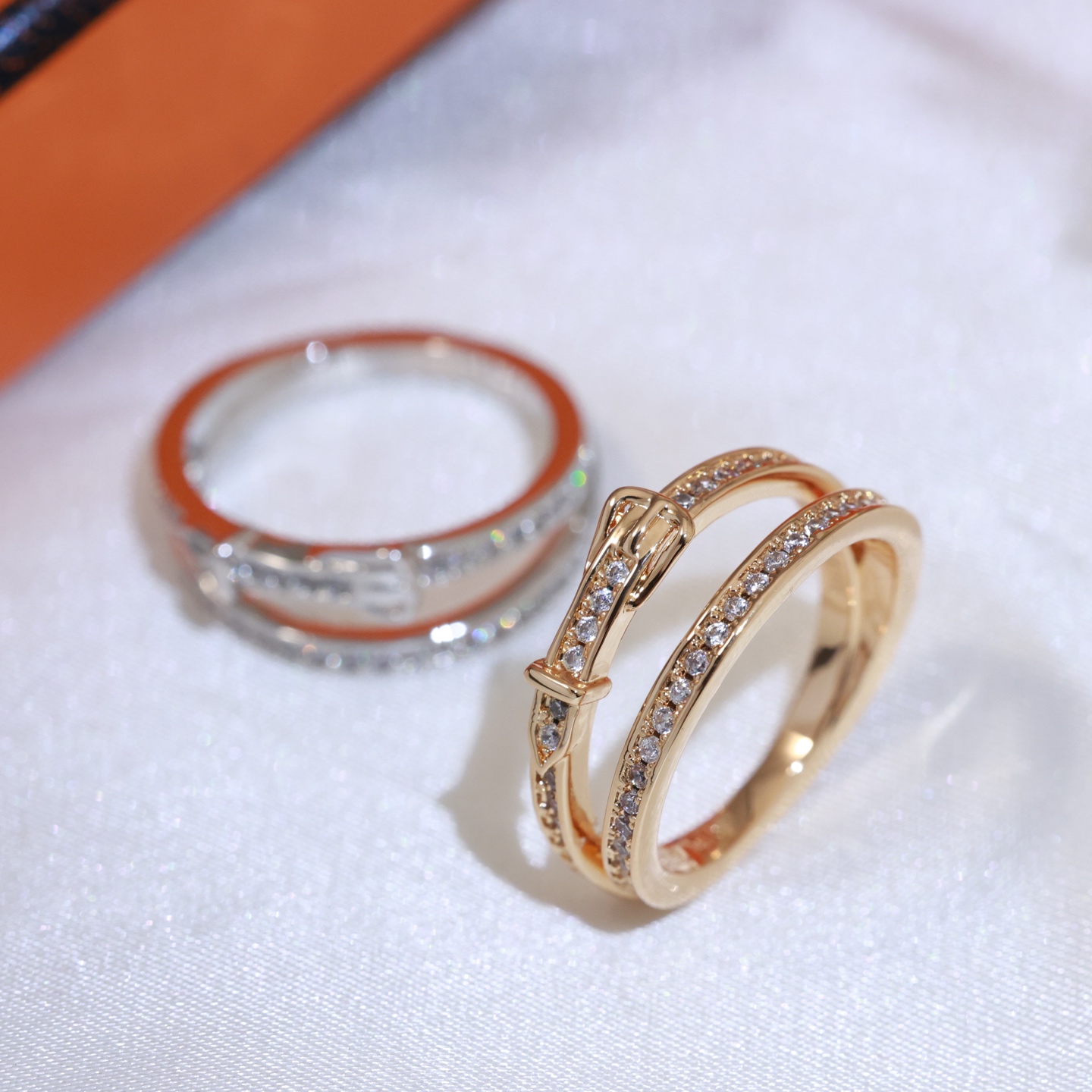  ✨👼【925048】戒指 💍火爆 Hermes爱马仕皮带扣戒指💍独家进口亚金材质 微镶 全部八心八箭切