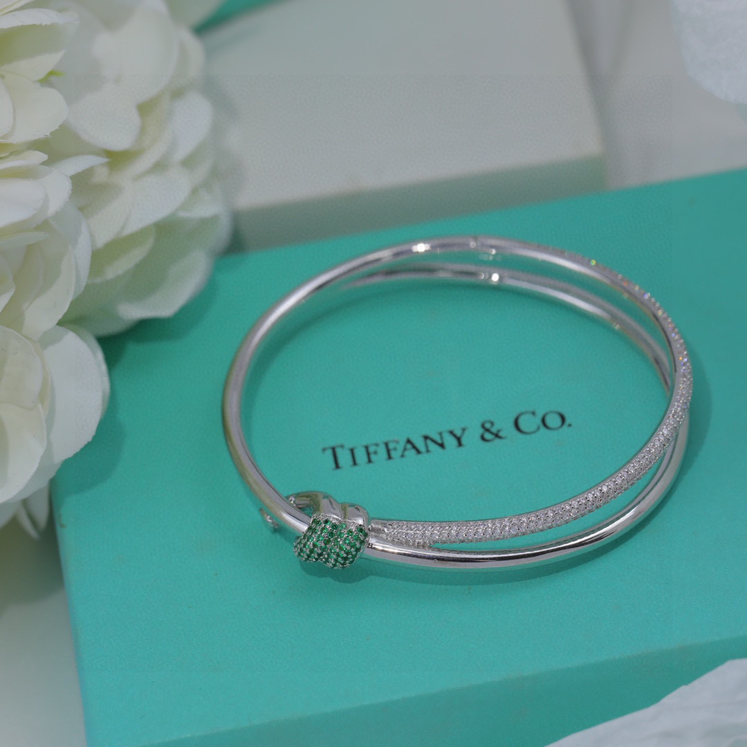  新款Tiffany 绳结手镯 亚金材质 带原版logo 🎀美的窒息今年最火爆新款 🌼蒂芙尼手镯👼【92