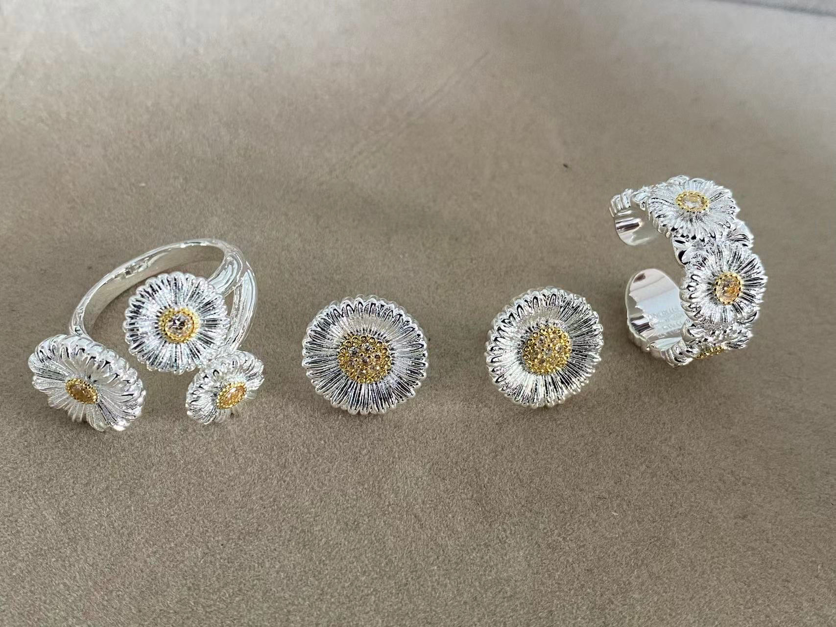  🌼雏菊戒指👼【925040】布契拉提 Buccellati 意大利高级珠宝品牌 复古宫廷风戒指 💍亚金