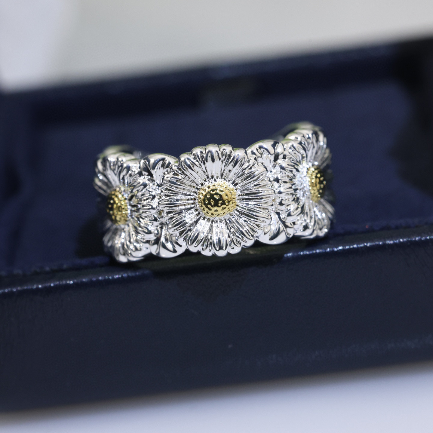  🌼雏菊戒指👼【925040】布契拉提 Buccellati 意大利高级珠宝品牌 复古宫廷风戒指 💍亚金