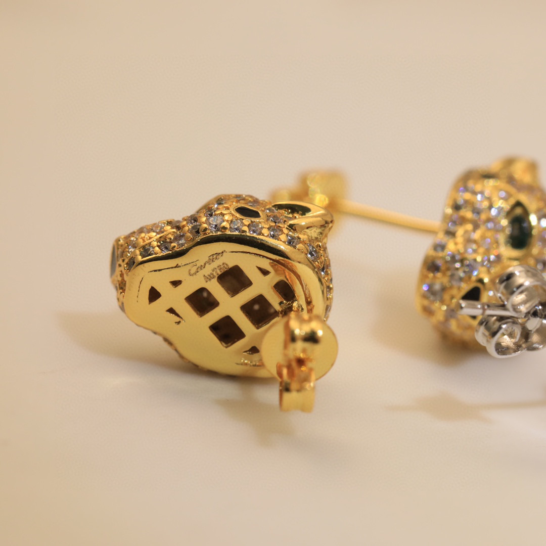  精工版本👼【925058】Cartier 豹头耳环🎈最新 火爆 Cartier豹子 祖母绿宝石耳钉❗卡