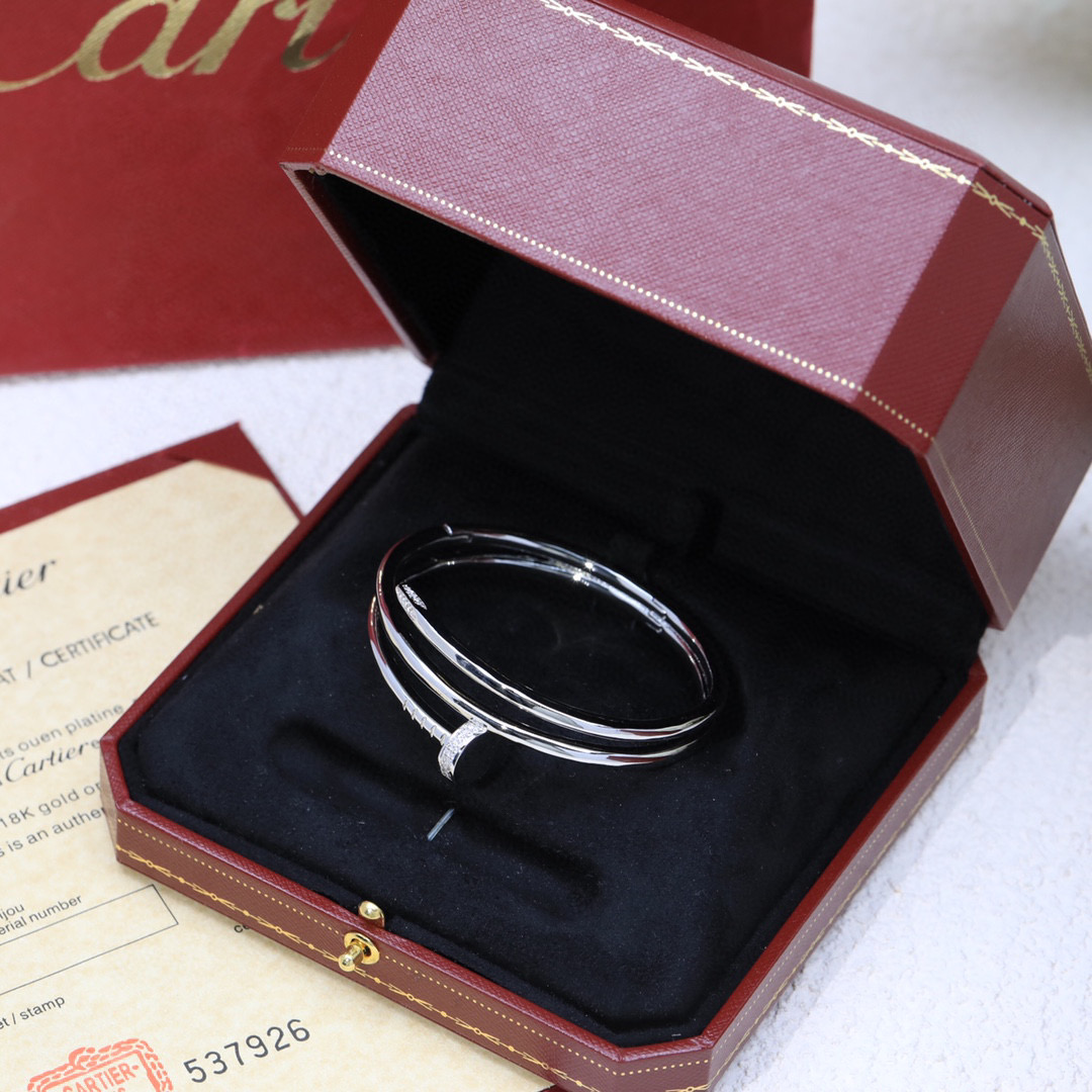  👼【925080】卡地亚Cartier钉子 新款 双层 镶钻手镯💍卡地亚经典杰作，经久不衰❗传奇经典，